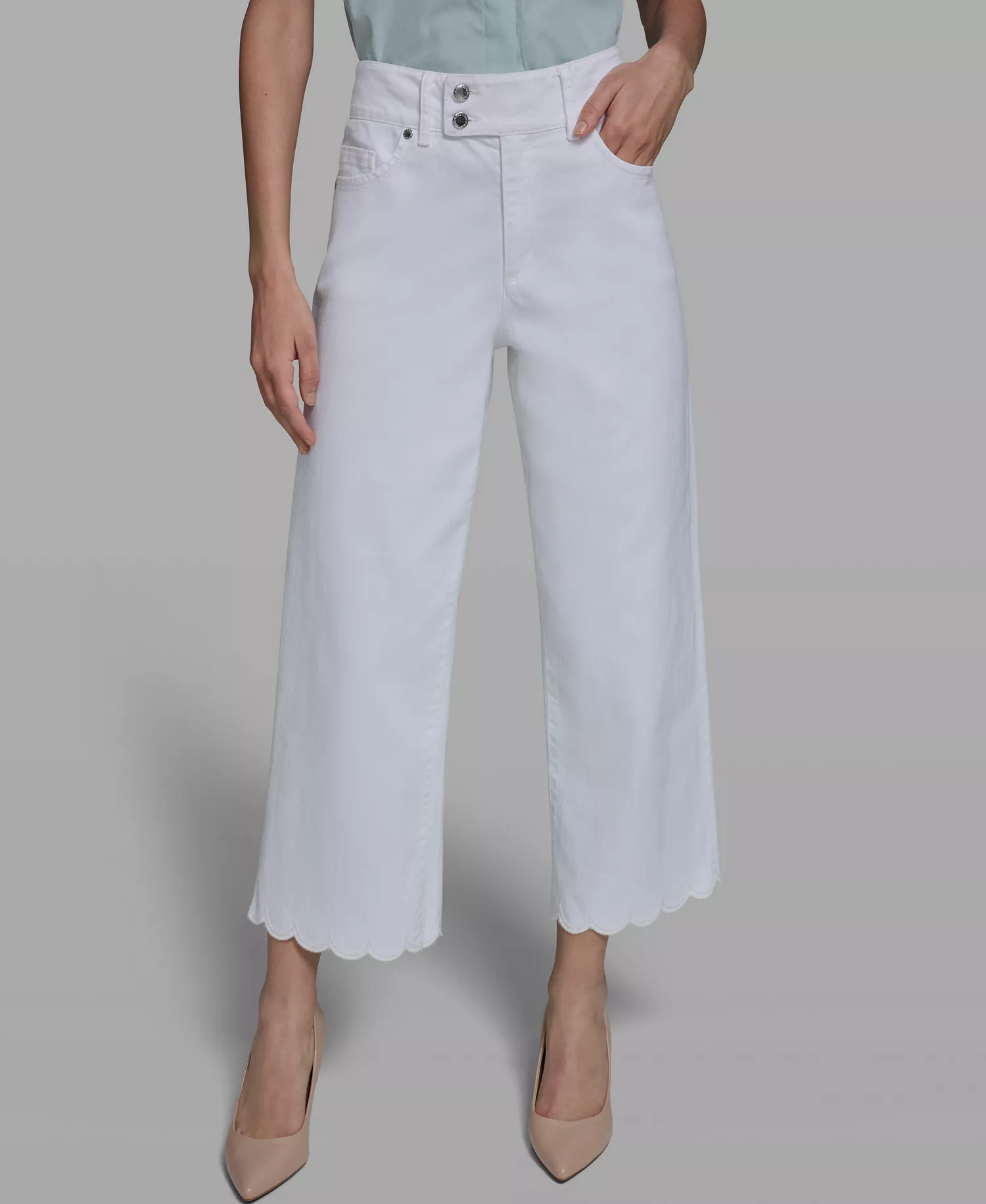 Women's Mid-Rise Scalloped Hem Jeans - White Denim - 10