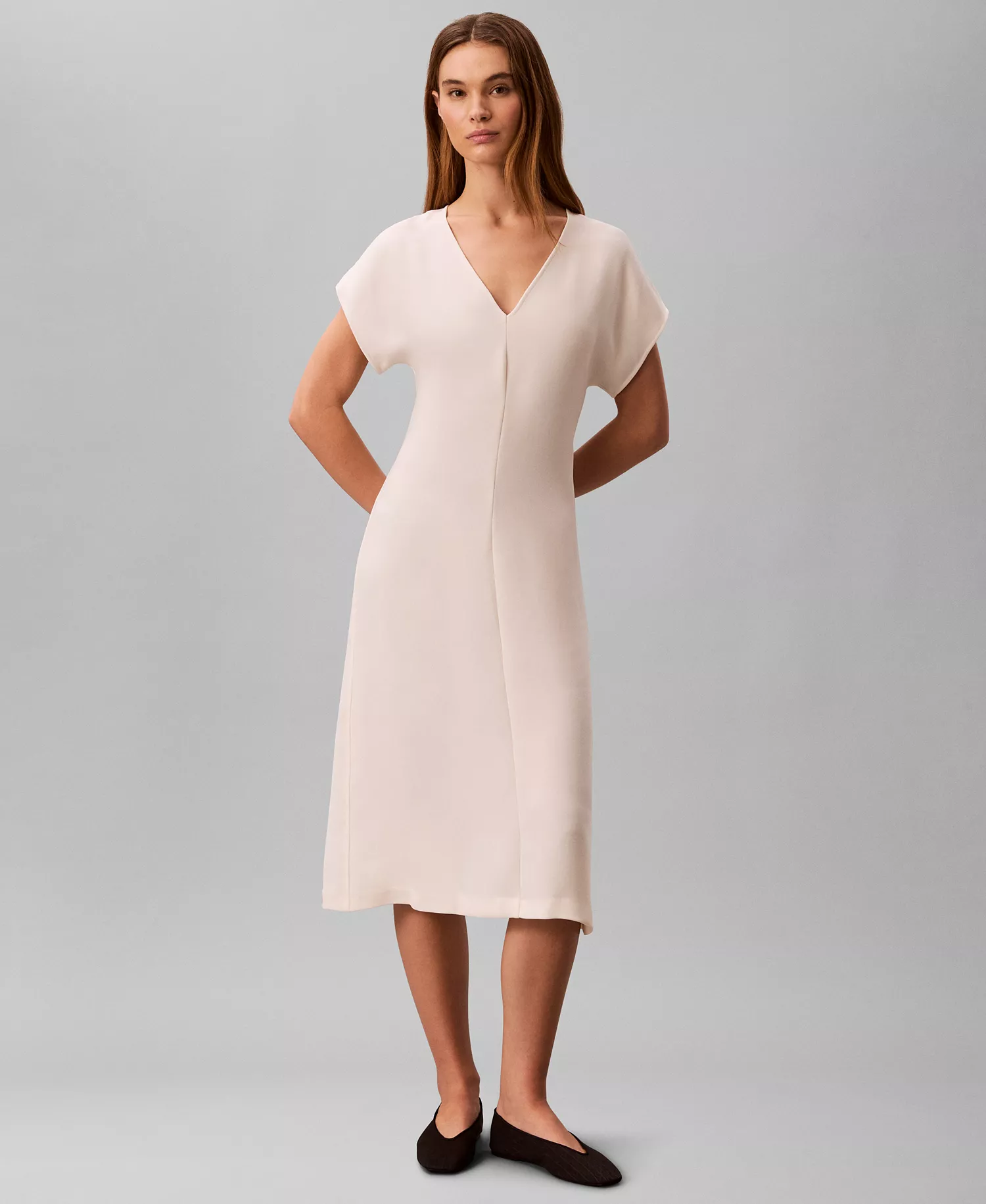 Women's V-Neck Short-Sleeve Midi Dress - Calico - L