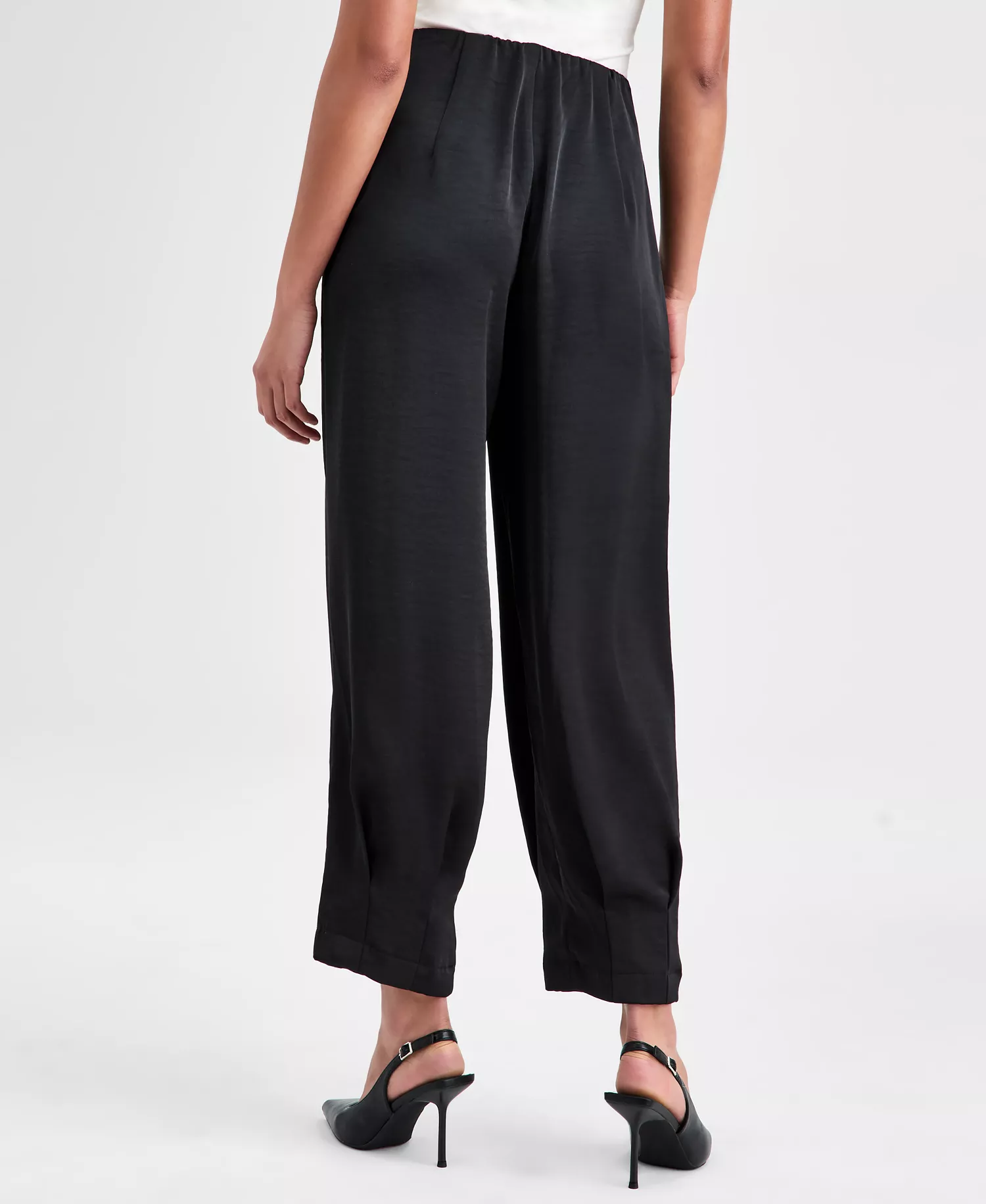 Women's Bubble-Waist Cropped Pants, Macy's Exclusive - Deep Black - L