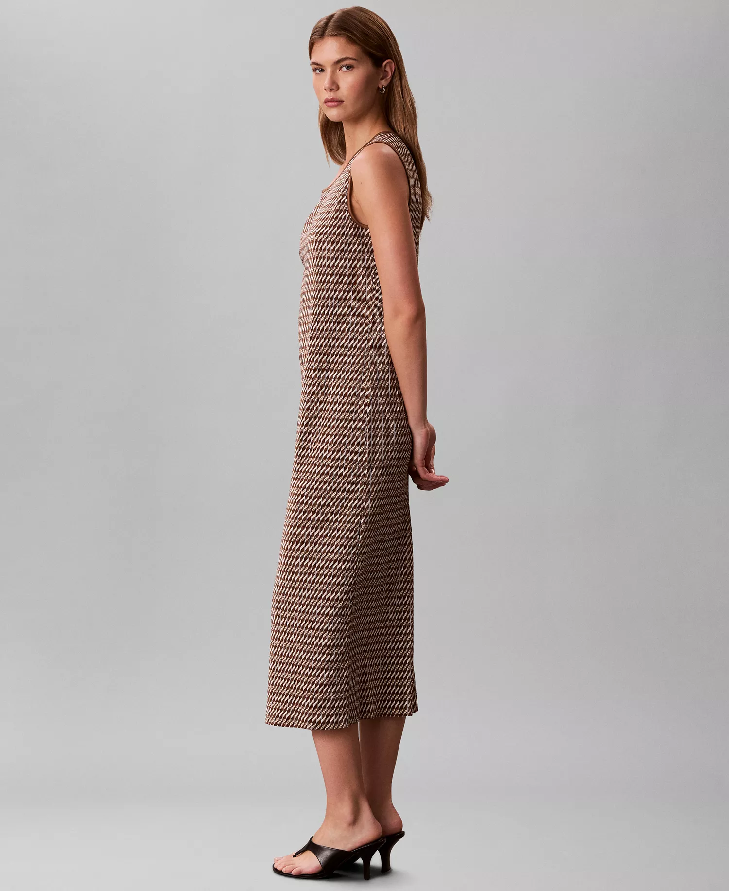 Women's Plisse Print Crewneck Midi Dress - Executive Brown Ladder Print - L