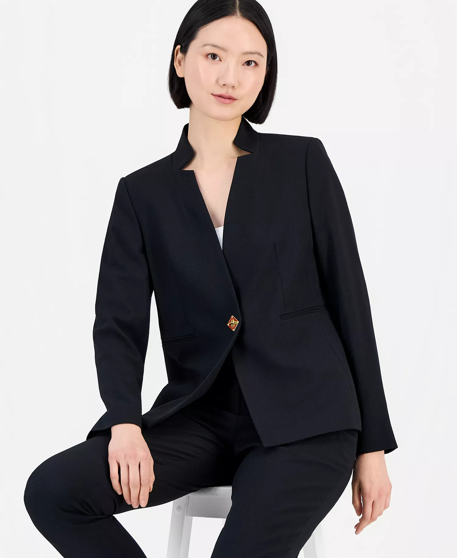 Women's Notched One-Button Pantsuit - Black - 10