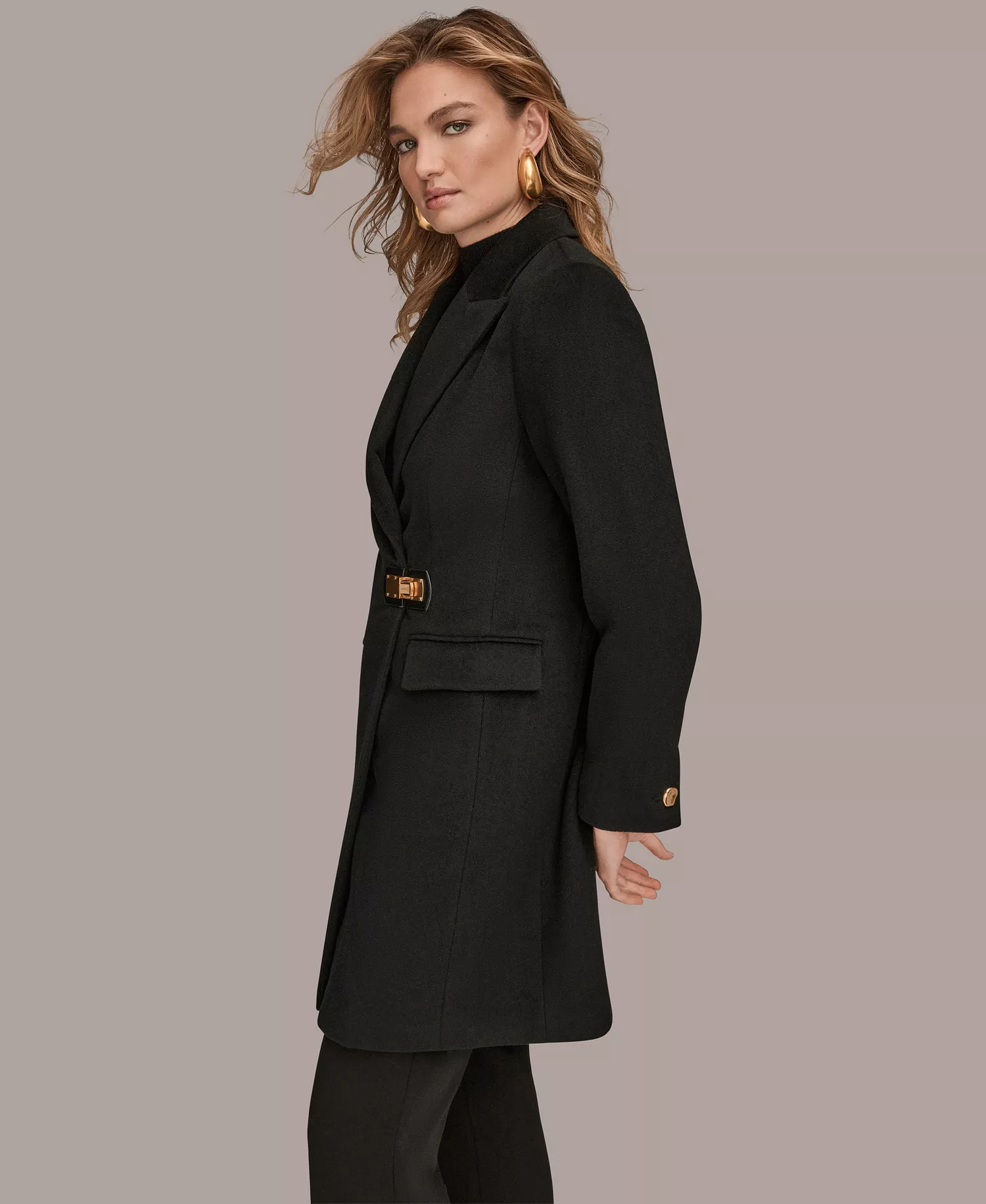 Women's Buttoned Notch Collared Coat - Black - L