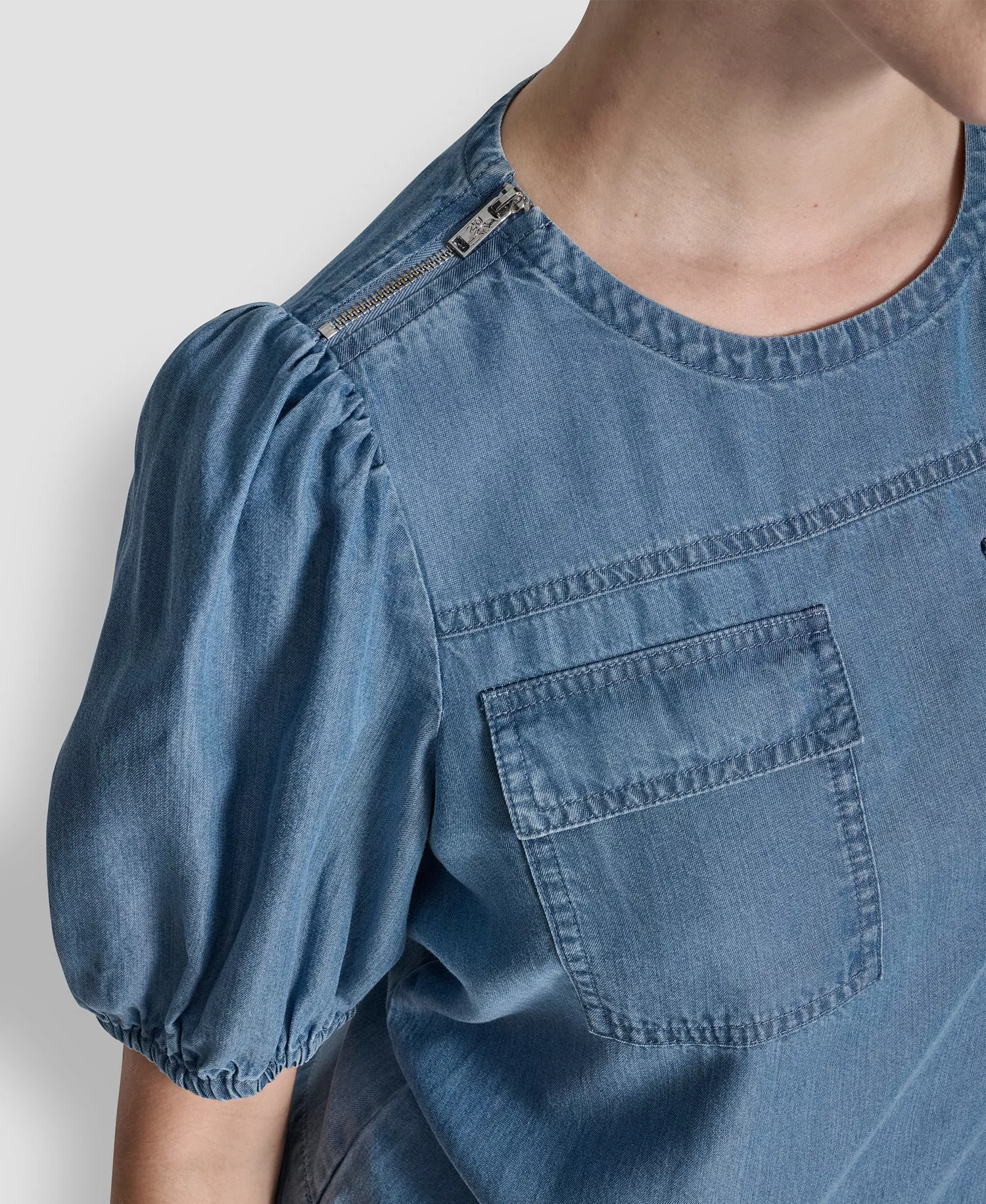 Women's Short-Sleeve Zip-Shoulder Top - Stream Wash - L