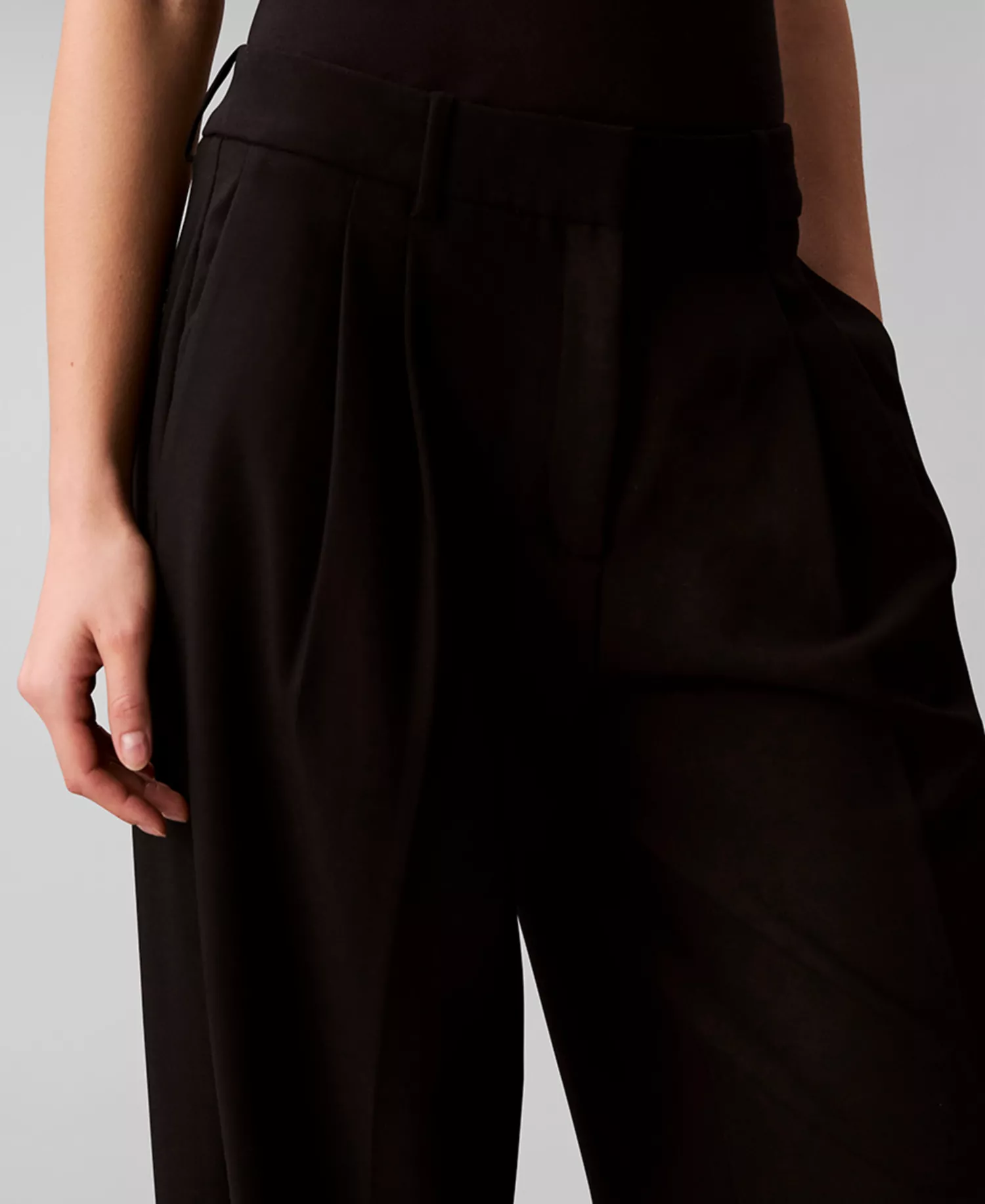 Women's Pleated High-Rise Wide-Leg Pants - Black - 10