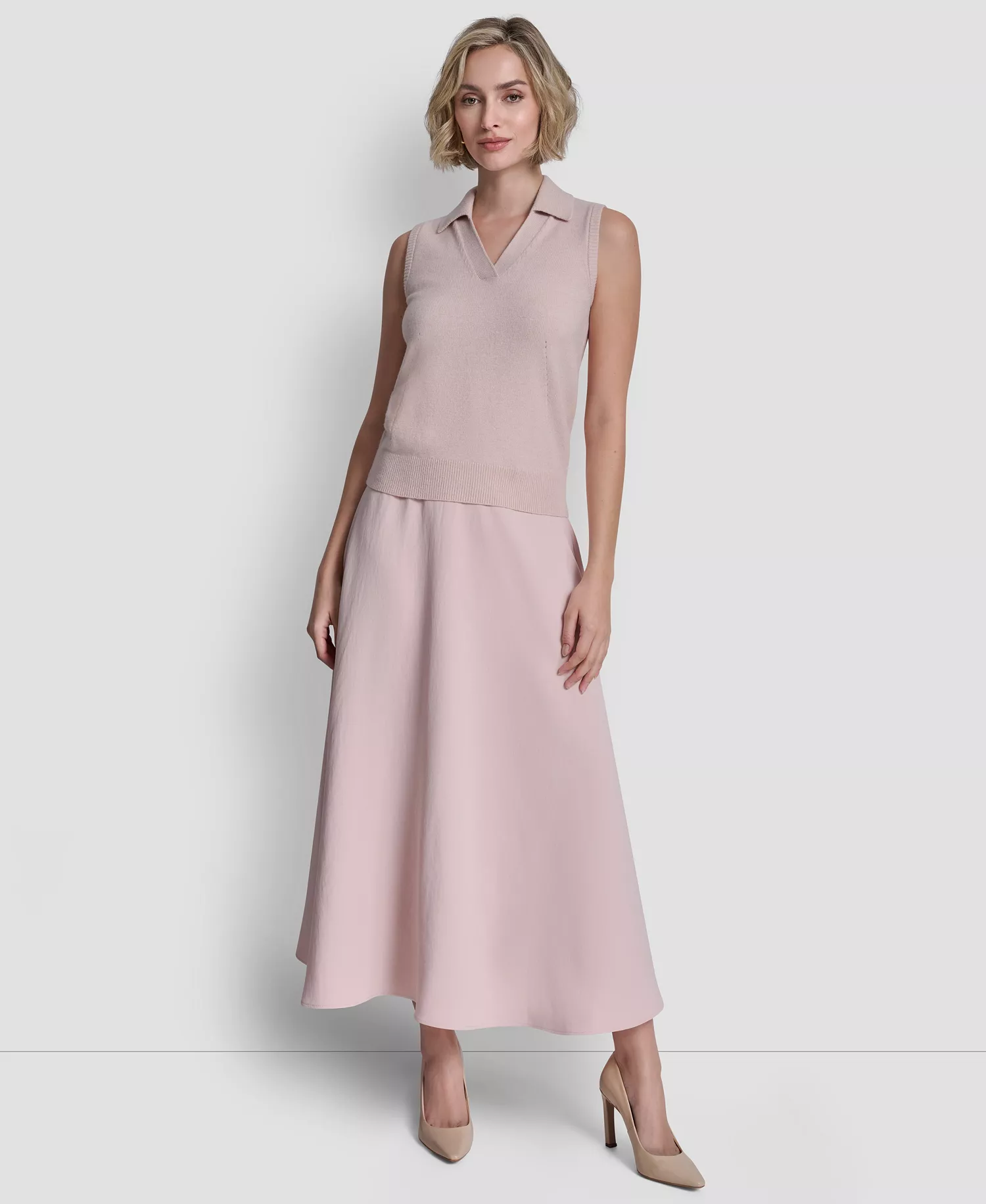 Women's V-Neck Sweater - Cameo - L