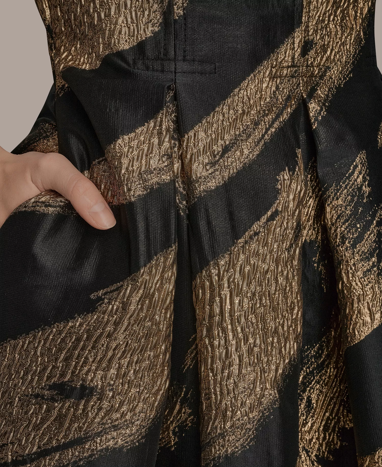 Women's Metallic Jacquard Strapless Ball Gown - Black/Gold - 10