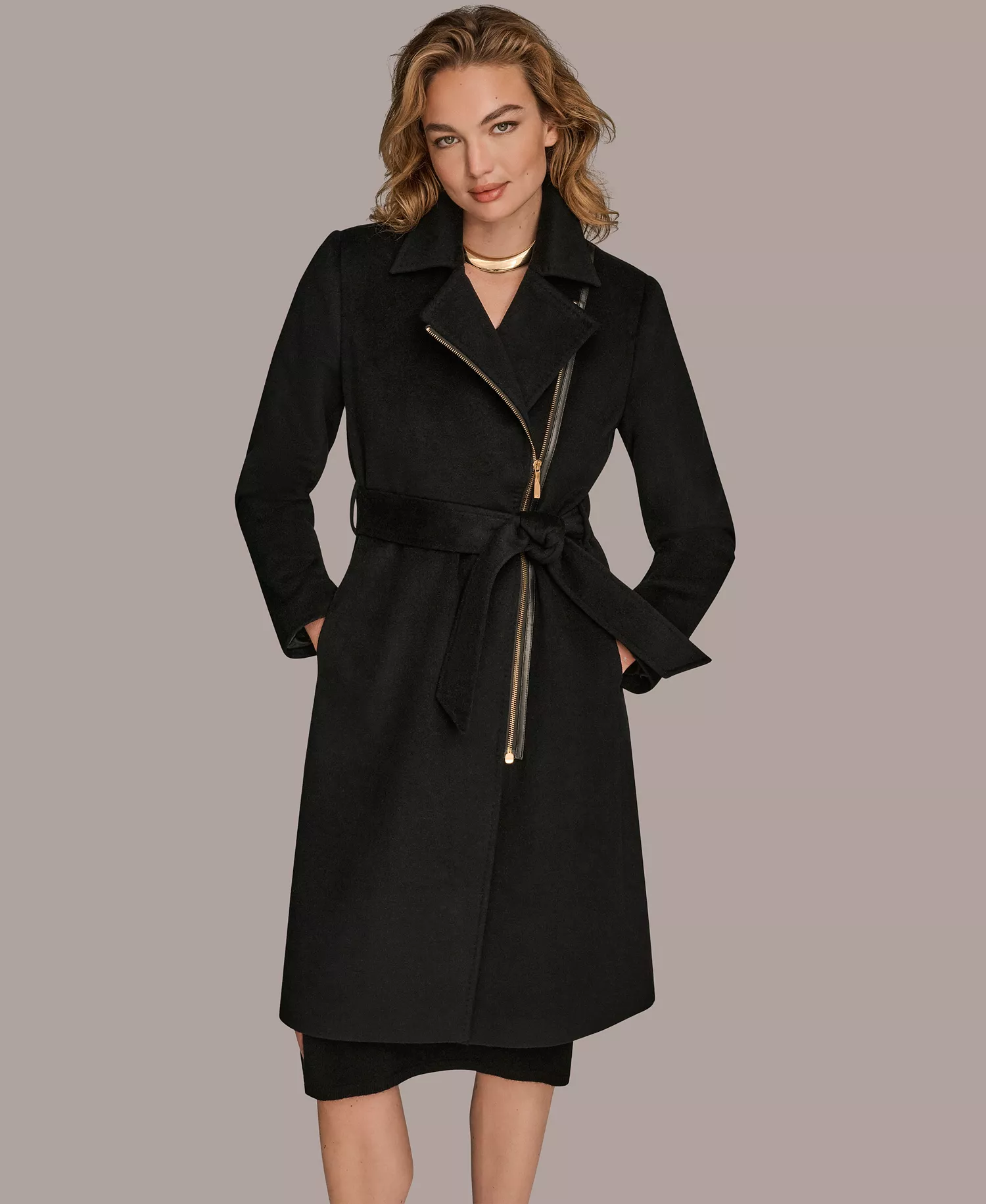 Women's Notch Collared Belted Coat - Black - L