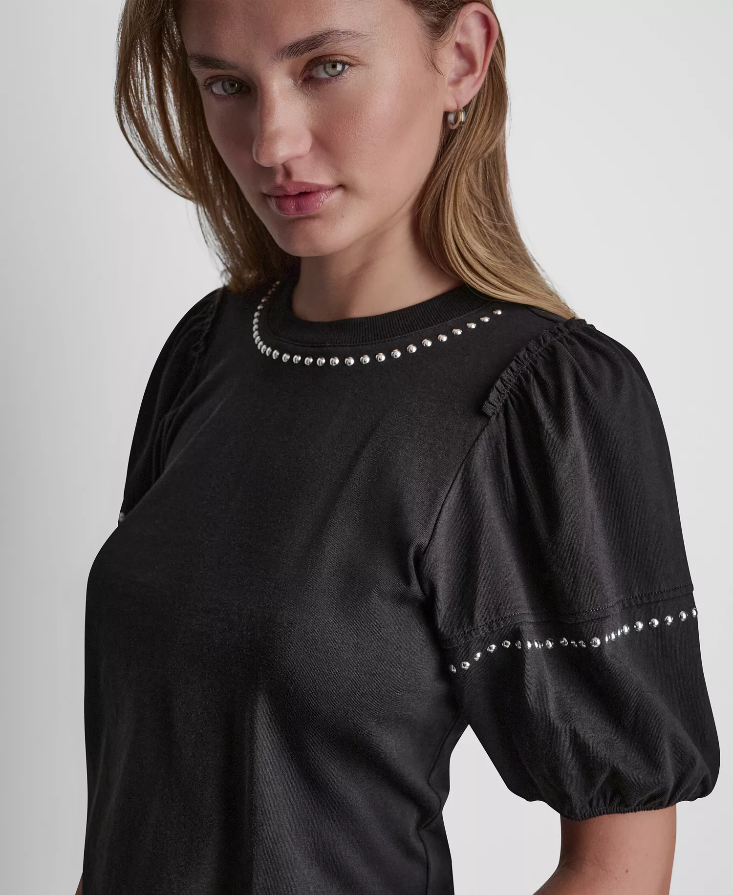 Women's Dome Studs Mini Sleeve T-Shirt - Black/shiny Silver - L