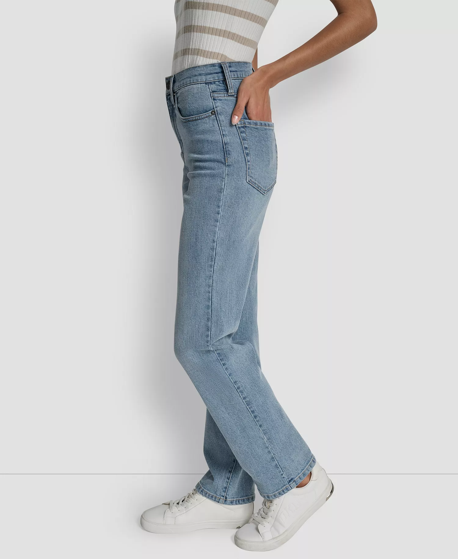 Women's Classic High Rise Straight Leg Jeans - Bryant Wash - 24