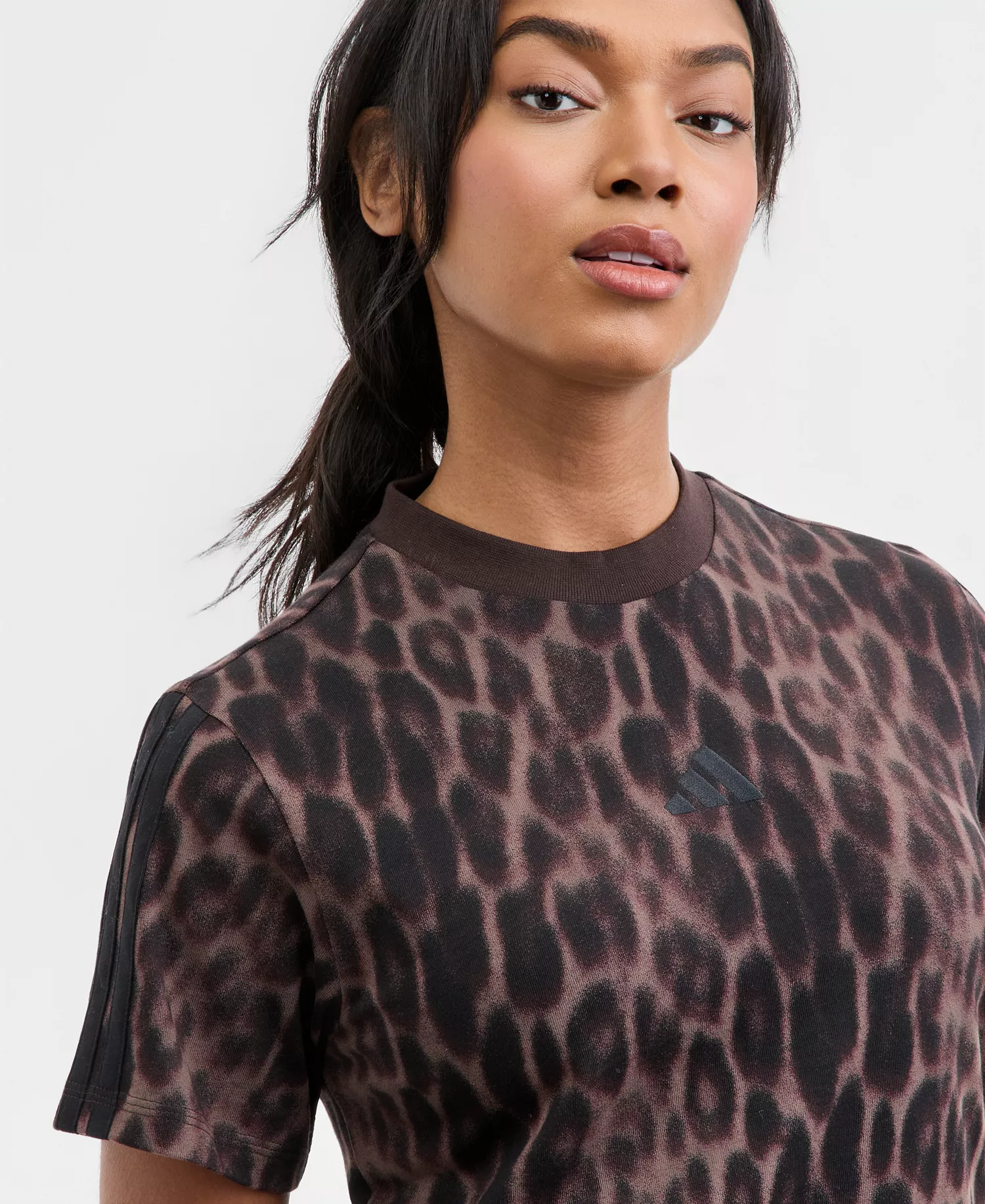 Women's The Seasonal Essentials Leopard Print Crewneck T-Shirt - Brown - L
