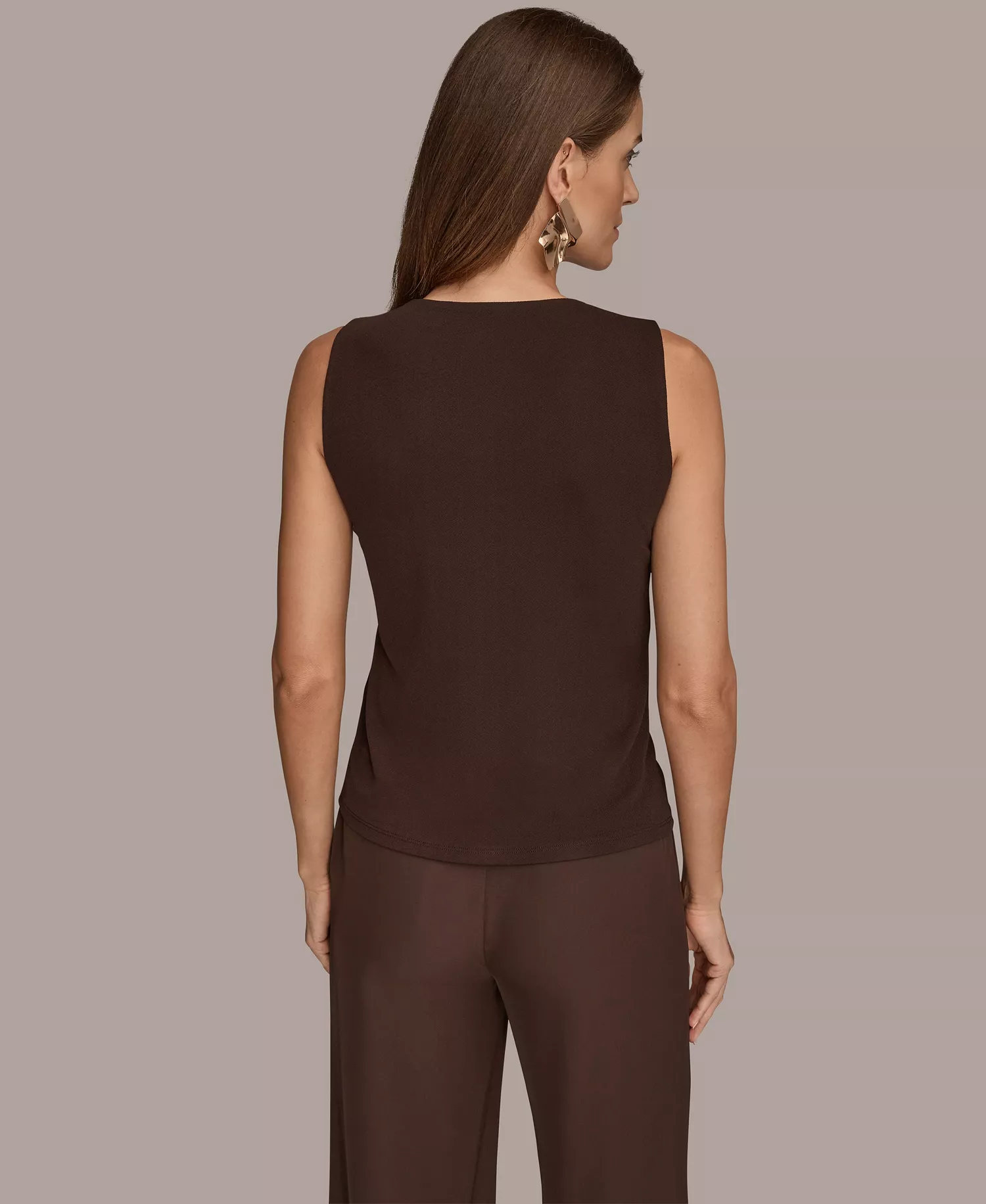 Petite Sleeveless Scoop Neck Tank Top - Chocolate Plum - P/L