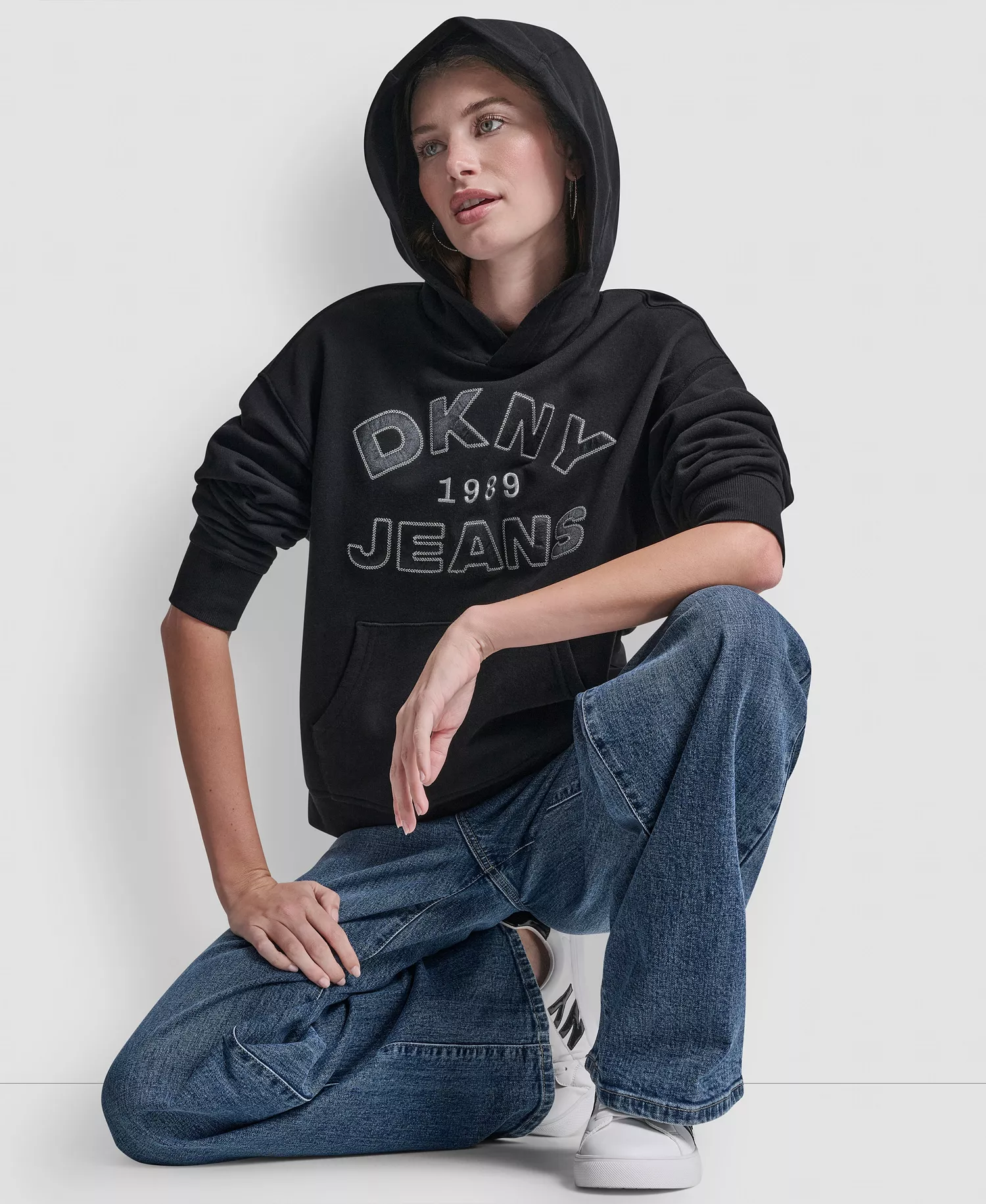 Women's Applique Chainstitch Logo Hoodie - Black/silver - XL