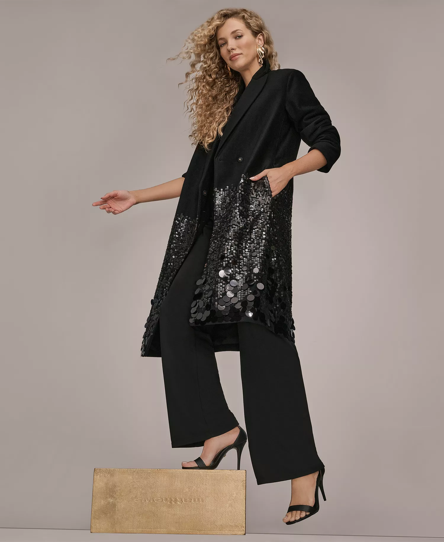 Women's Snap Closure Sequin Embellished Coat - Black - L