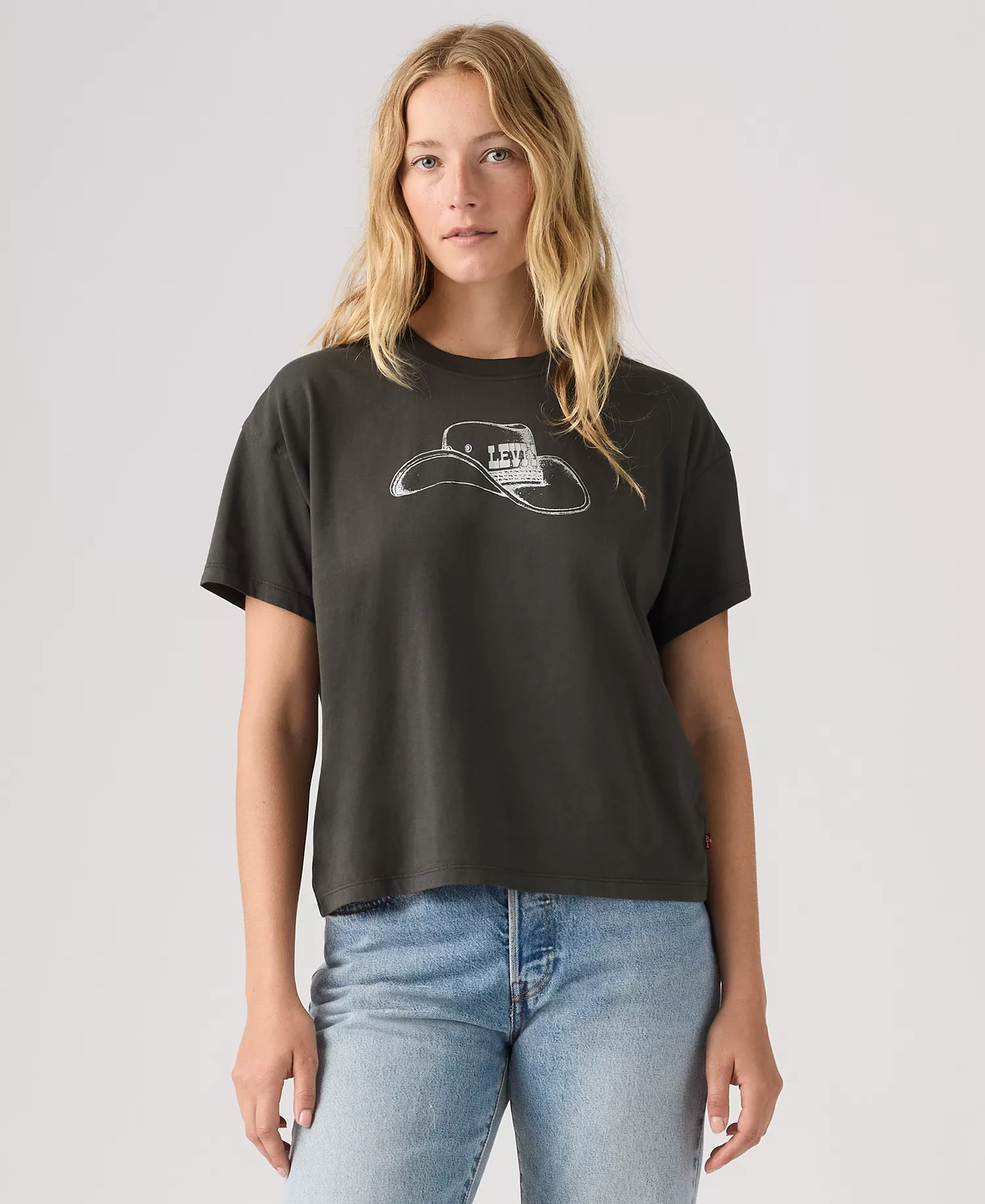 Women's Any Day Crew Neck T-Shirt - Levis Hat - L