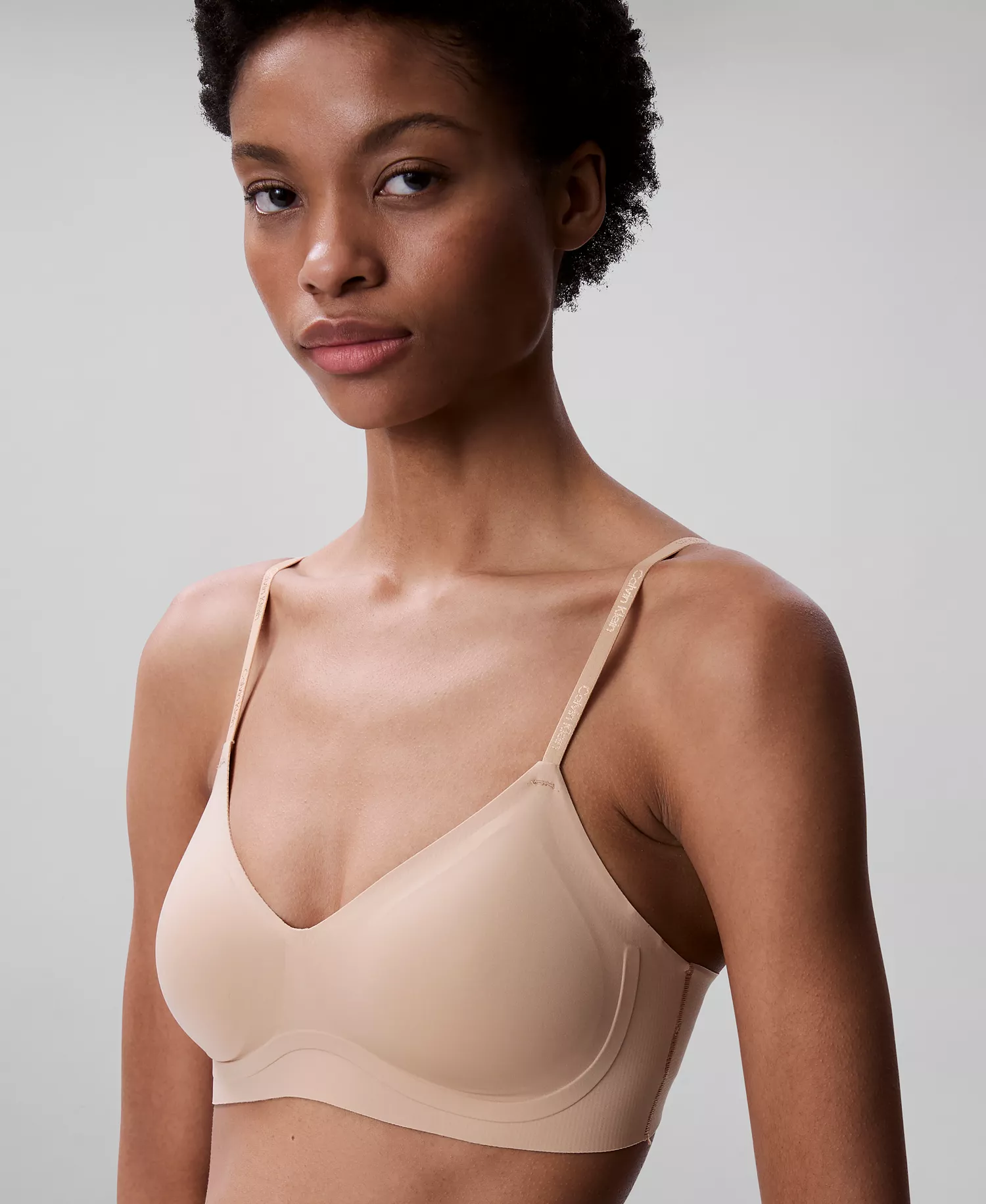 Women's Invisibles Gel Wire Lightly Lined Bralette QF7142 - Bare - L