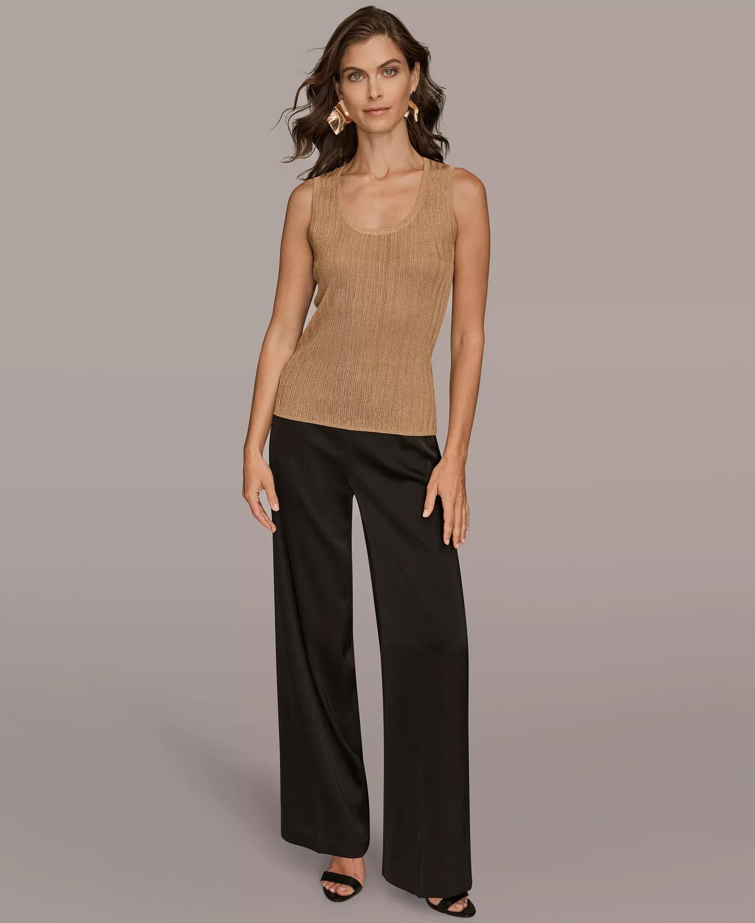 Women's Novelty Sleeveless Scoop Neck Sweater - Gold - L