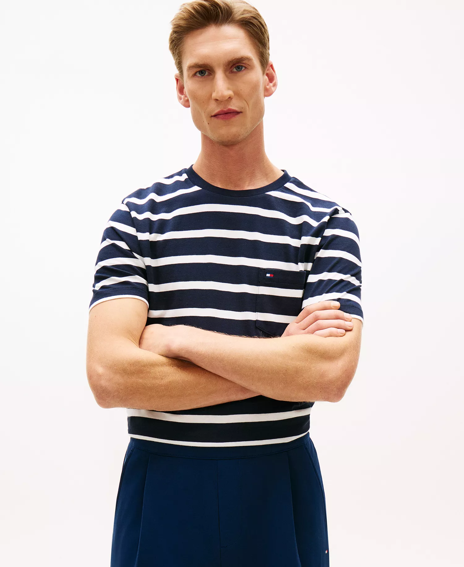 Men's Regular-Fit Essential Stripe T-Shirt - Desert Sky / Ecru Stripe - L