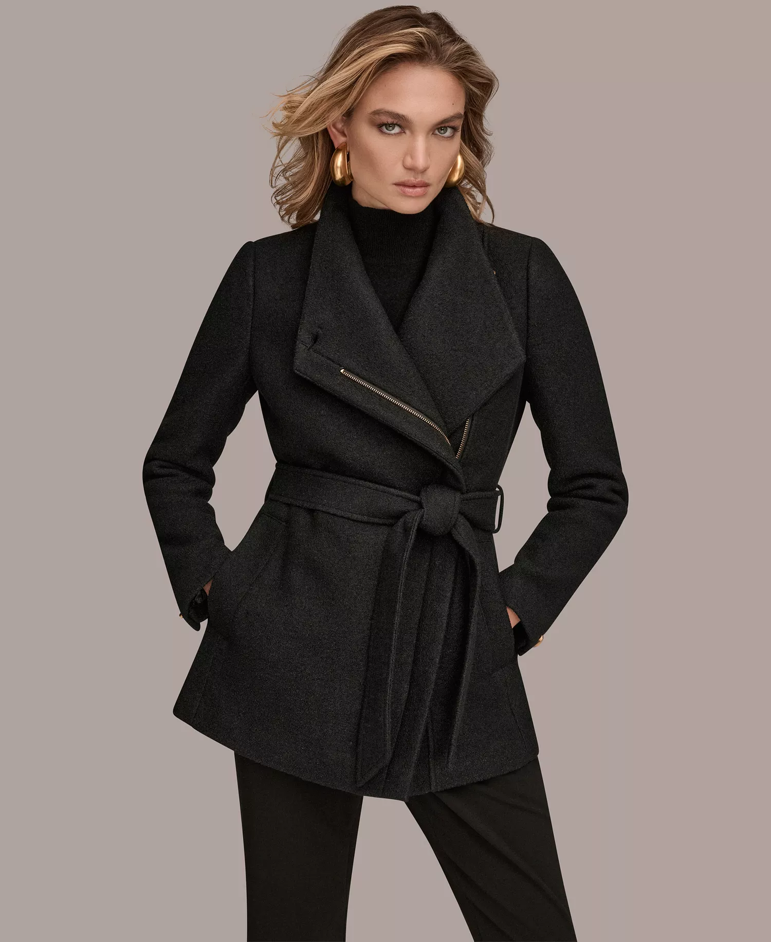 Women's Wing Collar Belted Coat - Black - L