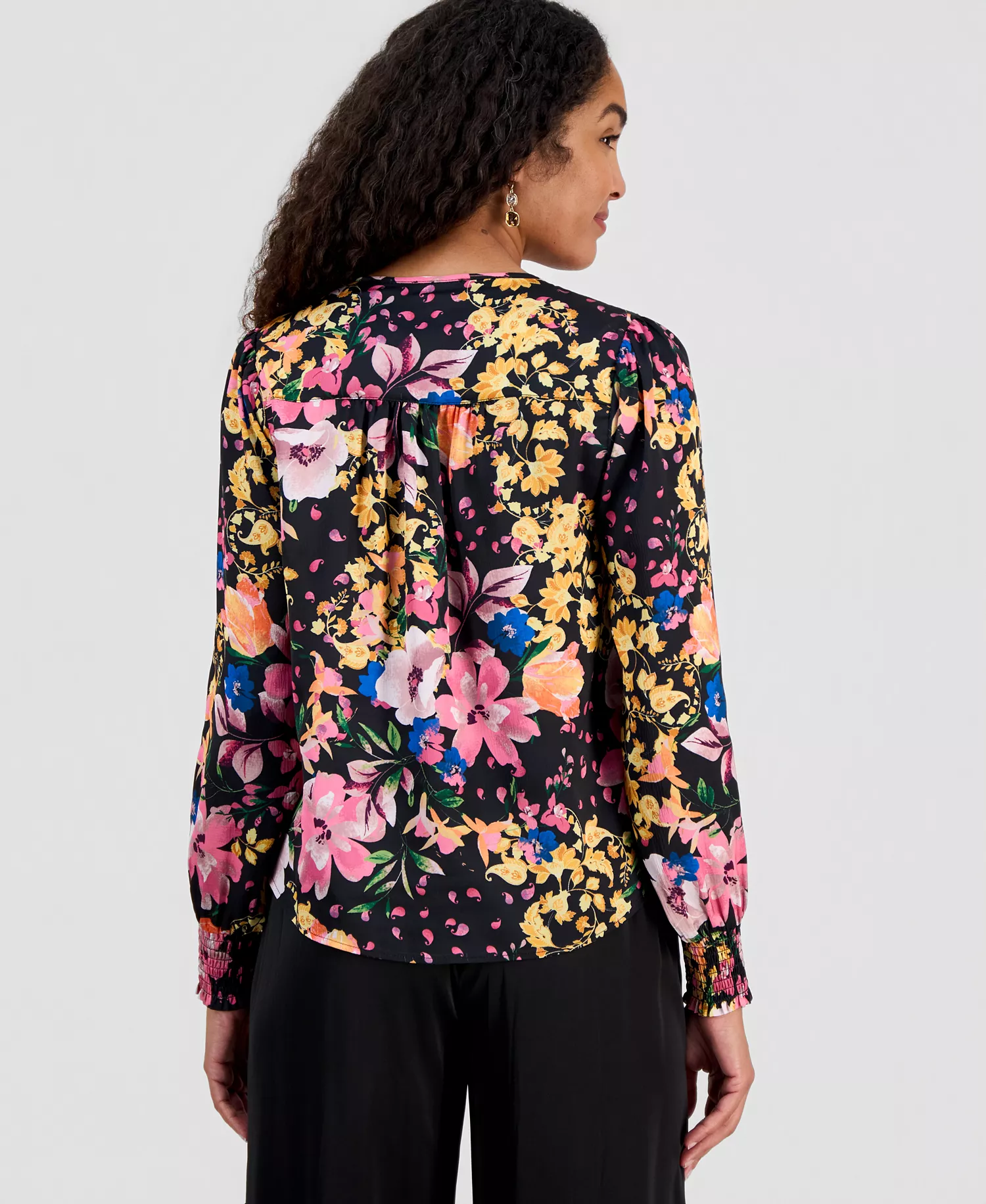 Women's Printed V-Neck Pleated-Back Top - Gilded Garden Print - L