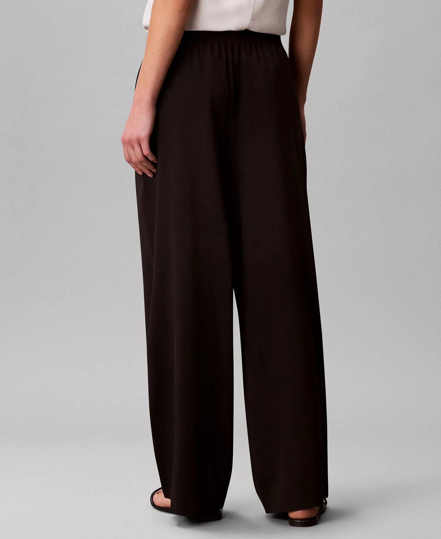 Women's Good Hero Zip-Fly Pants - Black - L