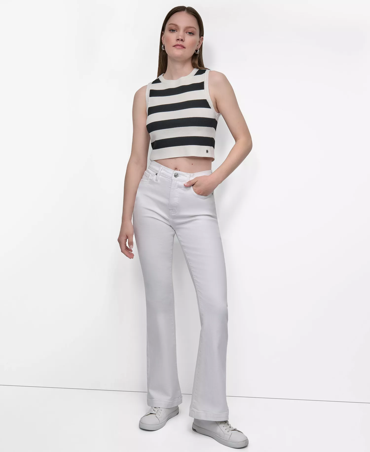 Women's Cropped Sleeveless Sweater - Eggnog/Black - L