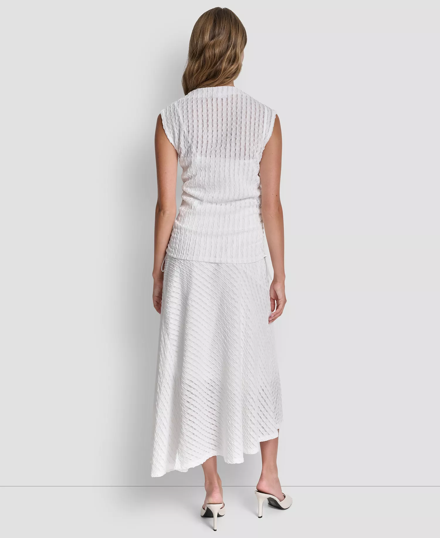 Women's Sleeveless Open Textured Top - Ivory - L