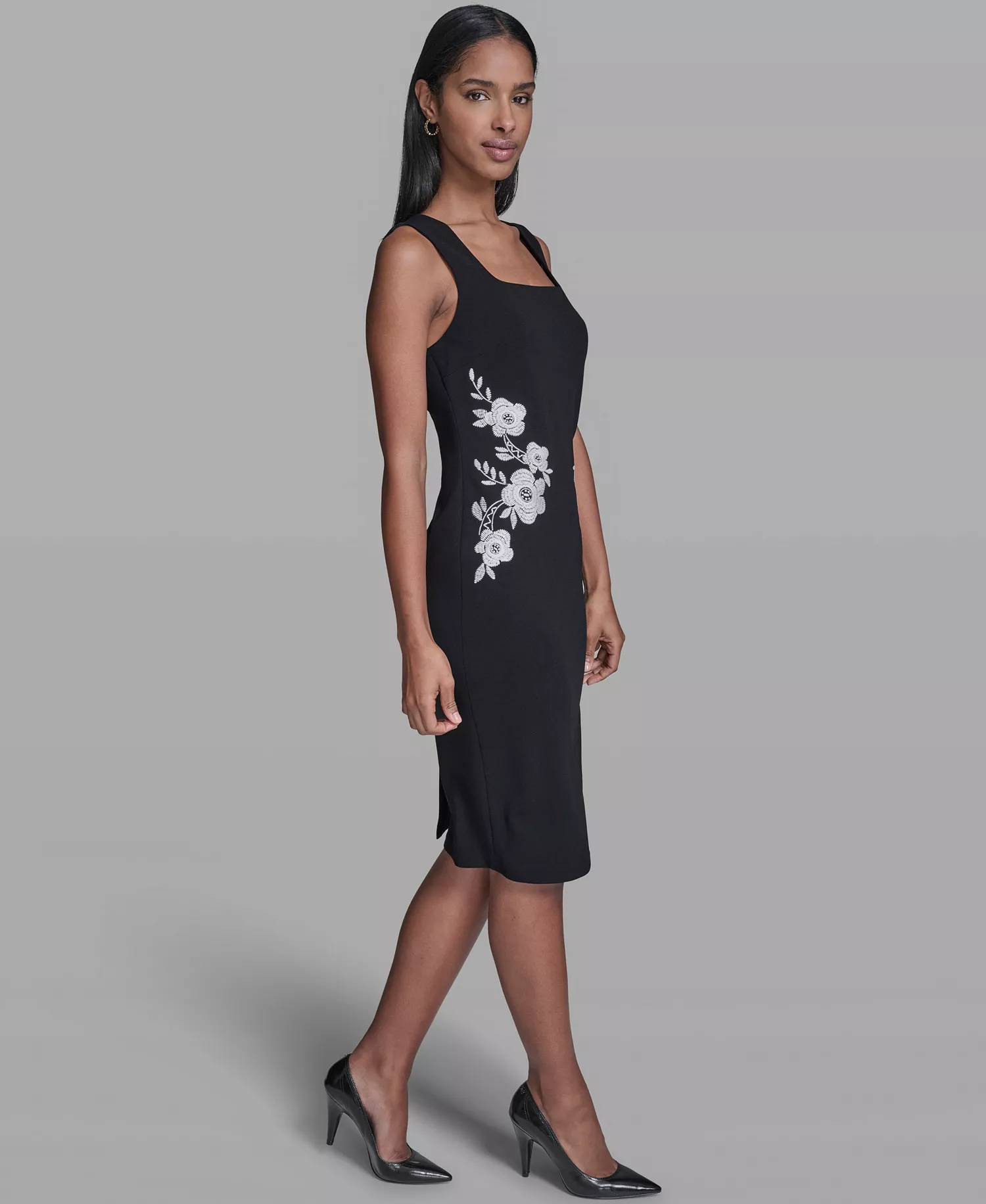 Women's Floral Embroidery Square Neck Dress - Black - 0