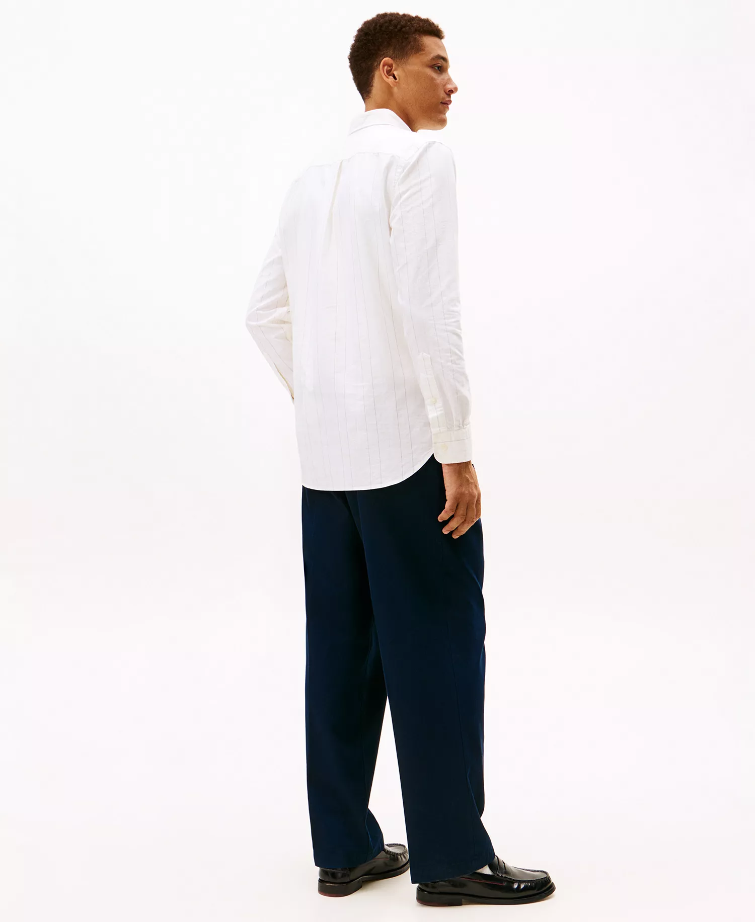 Men's Heritage Pin Striped Oxford Long-Sleeve Shirt - Ivory Silk - L