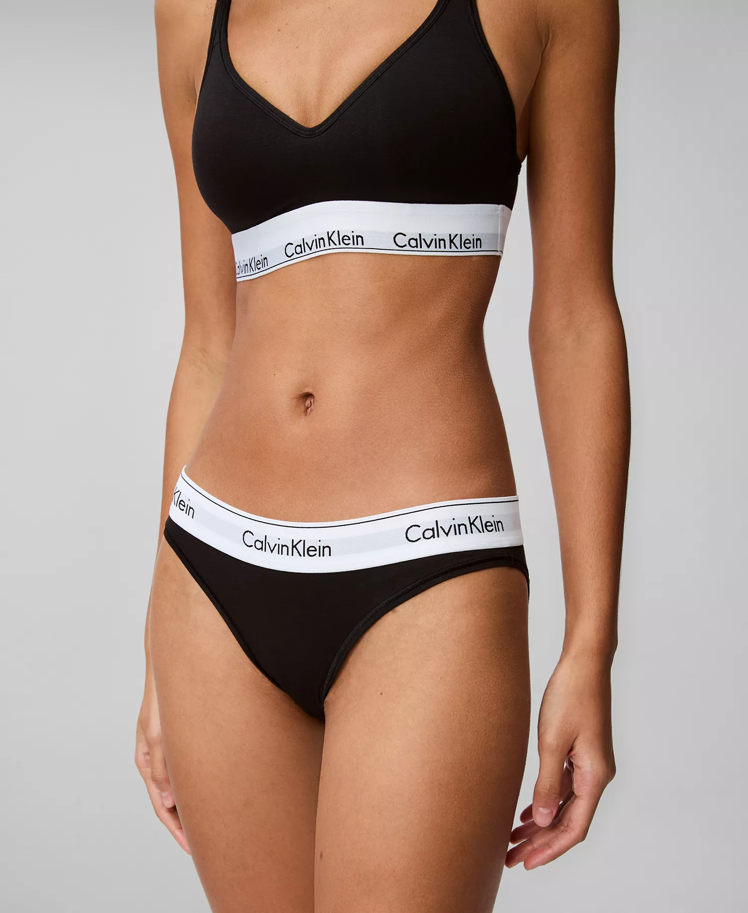 Calvin Klein Women's Modern Cotton Bikini Underwear- F3787 - Black - L