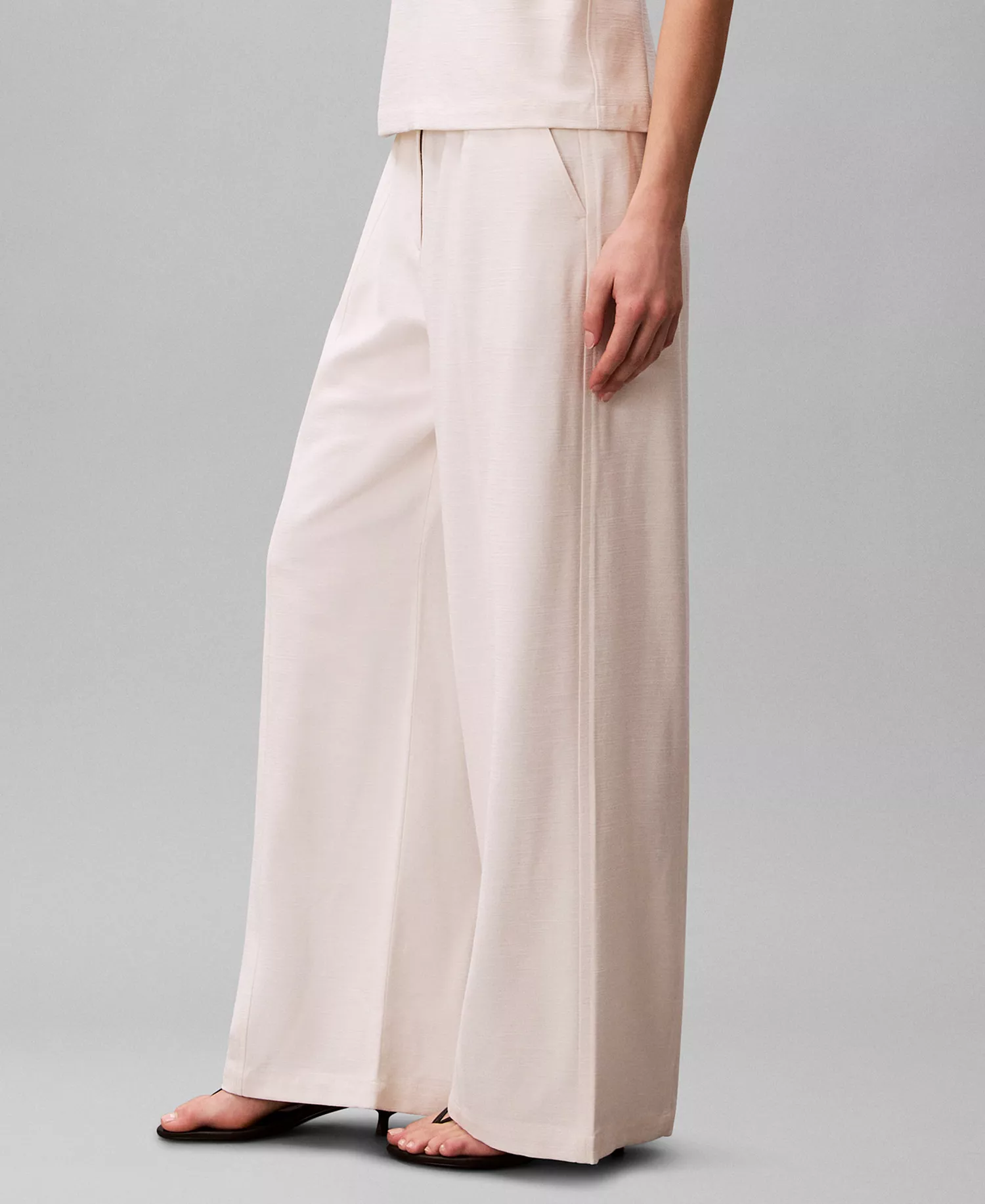 Women's Textured High-Rise Pants - Tofu - 10