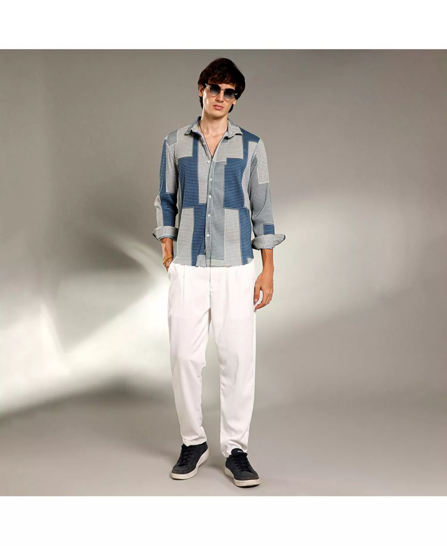 Men's Cloud Grey & Lapis Blue Retro-Pleat Shirt - Blue - L
