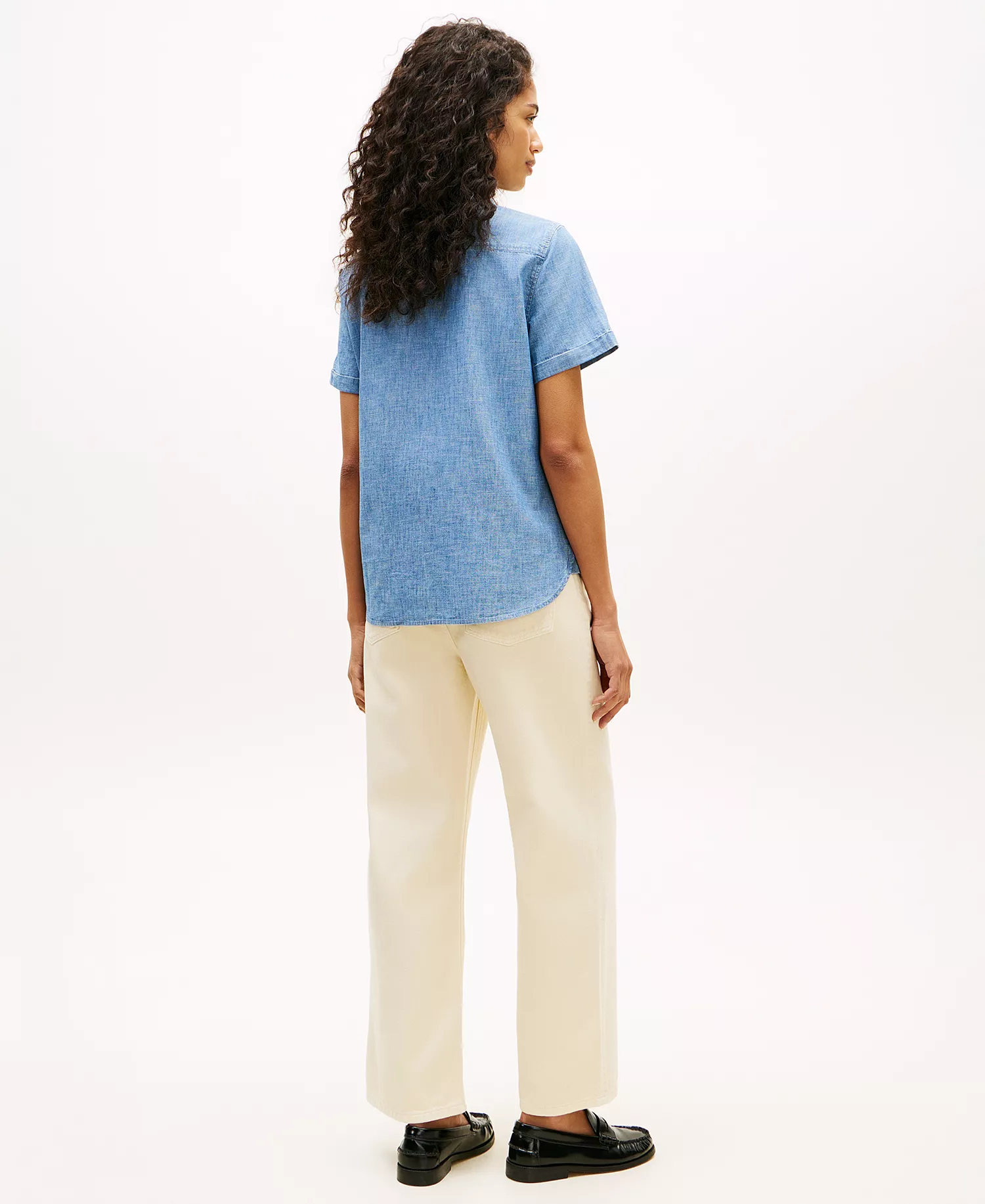 Women's Short-Sleeve Chambray Shirt - Chambray - L