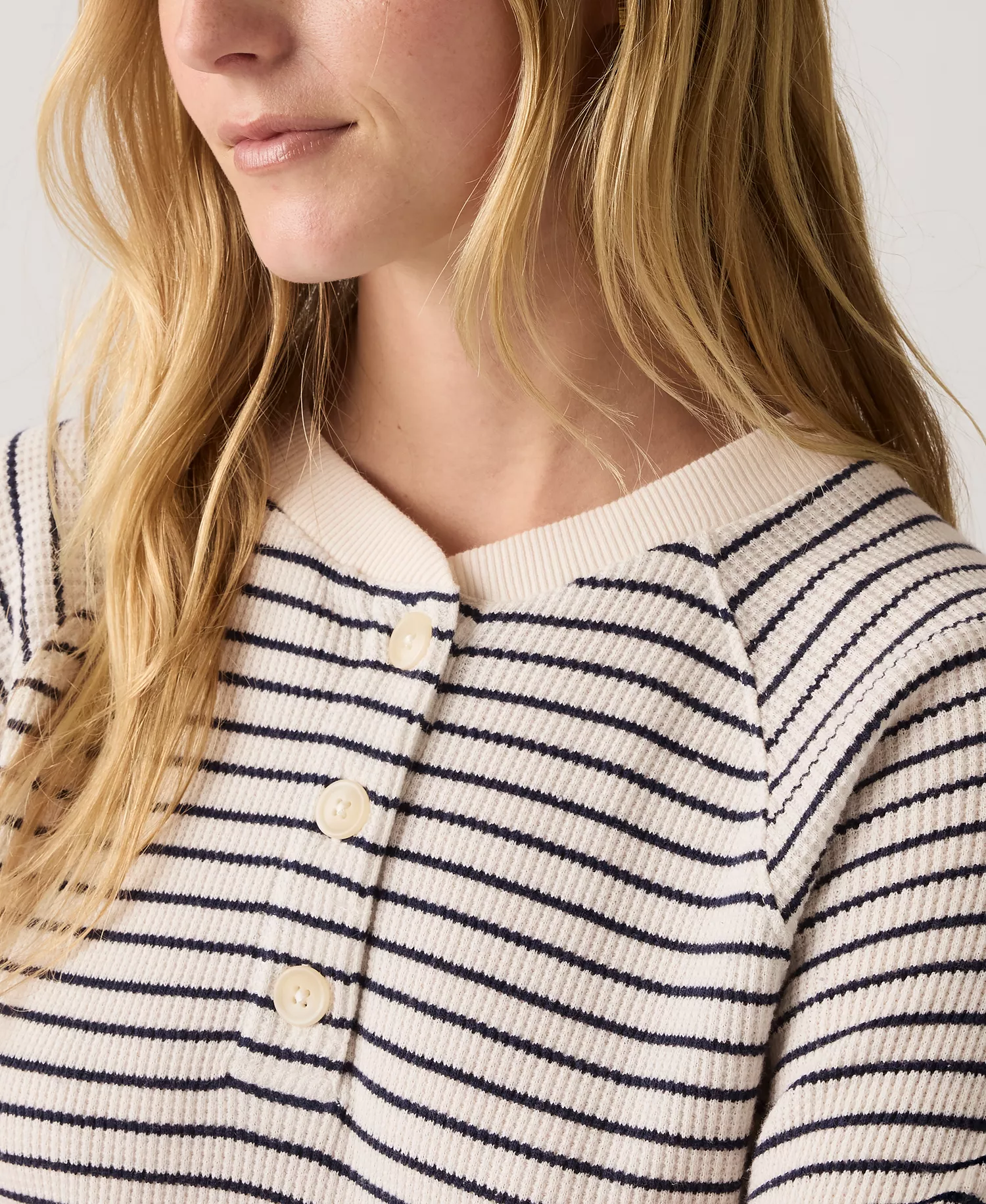 Women's Lassen Henley Long Sleeve Top - Jane Stripe Gardenia - L