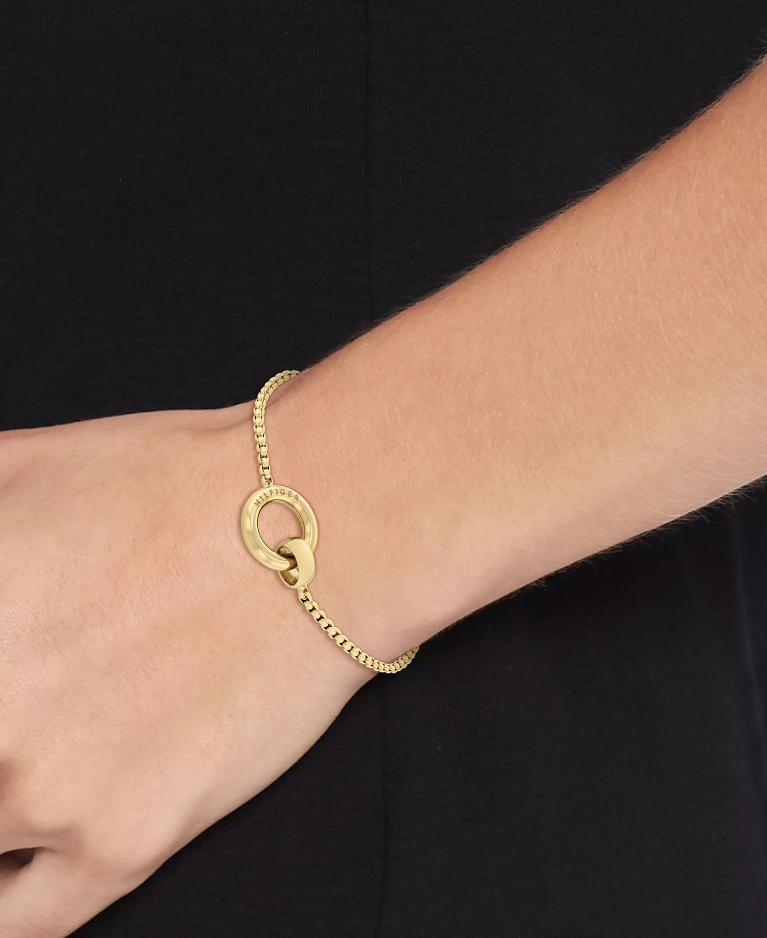 Circle Pendant Bracelet - Gold - ONE SIZE