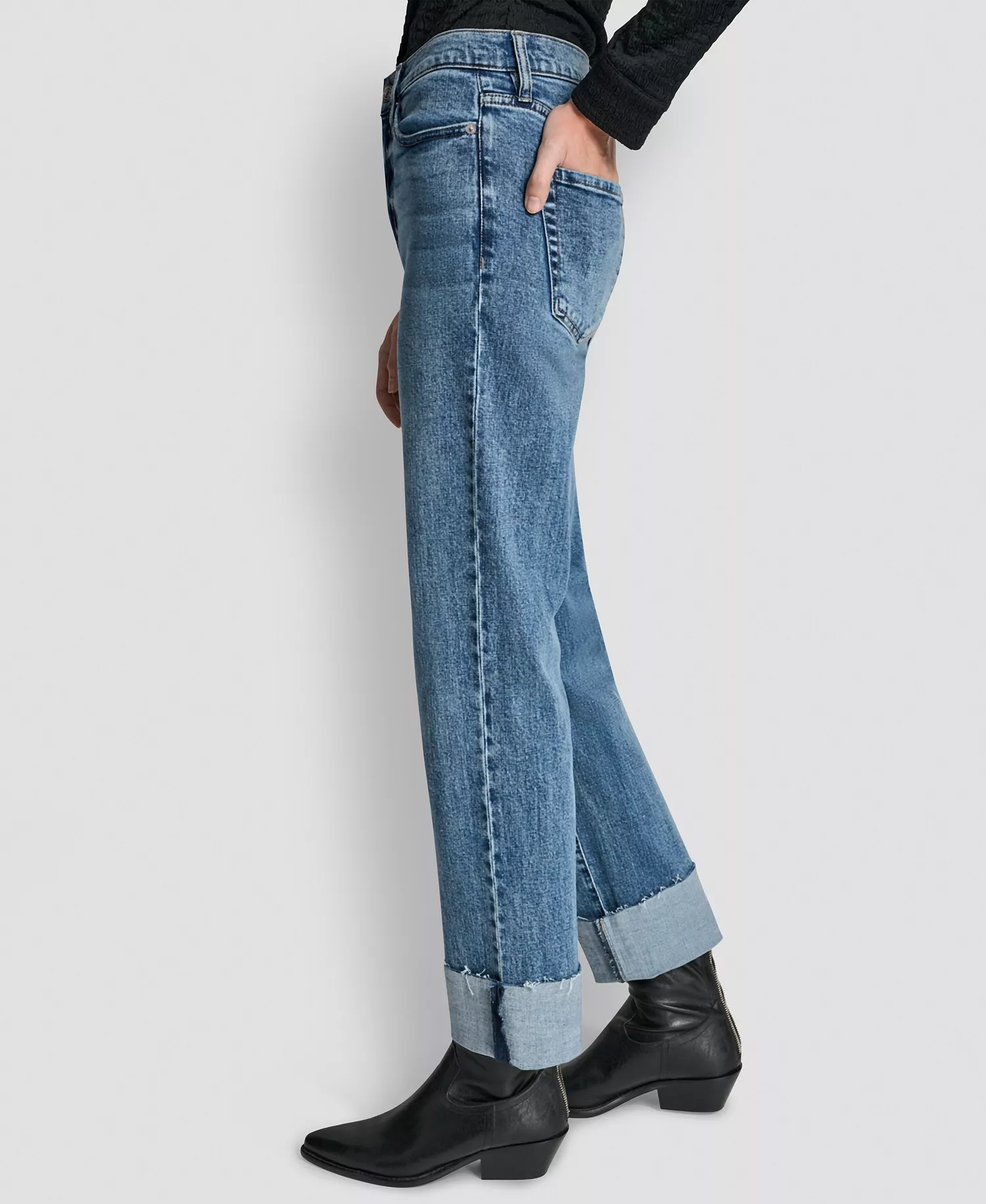 Women's Classic High-Rise Jeans - Westside - 24