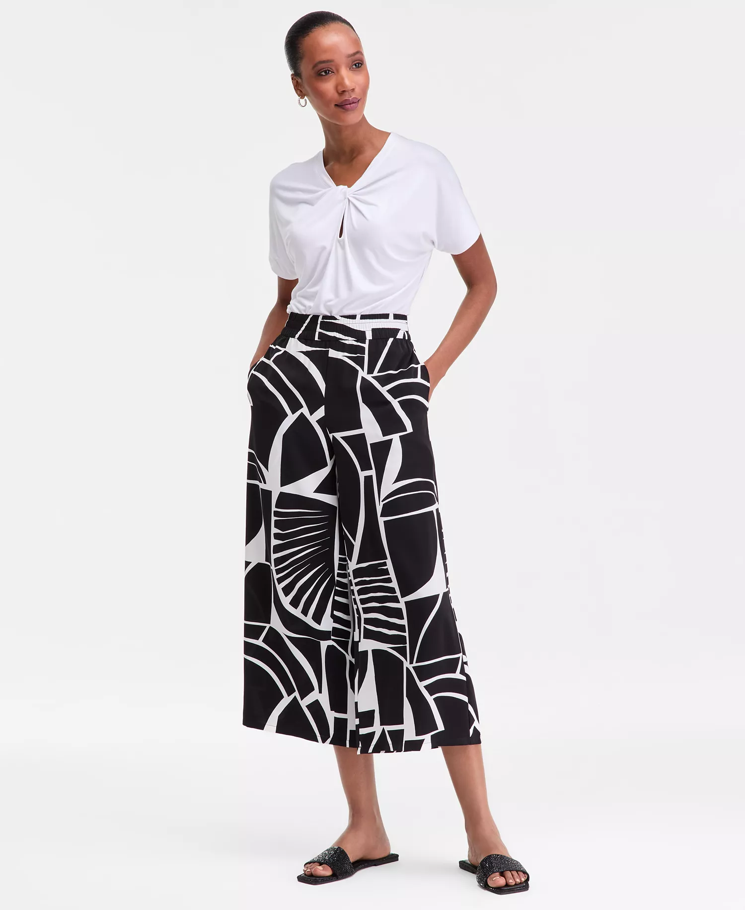 Women's Short Sleeve Keyhole Neckline T-Shirt, Macy's Exclusive - Bright White - L