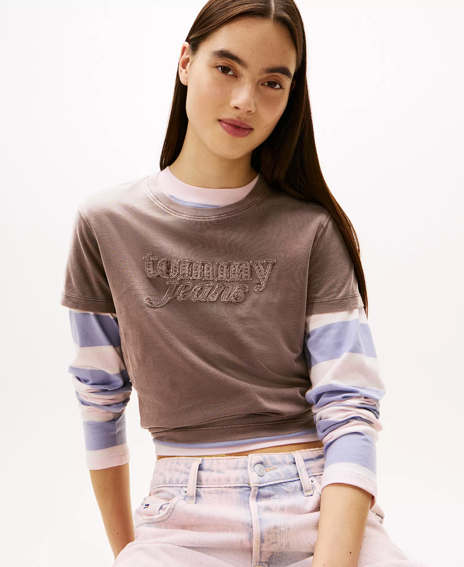 Women's Garment Dyed Script Short-Sleeve T-Shirt - Black Walnut - L