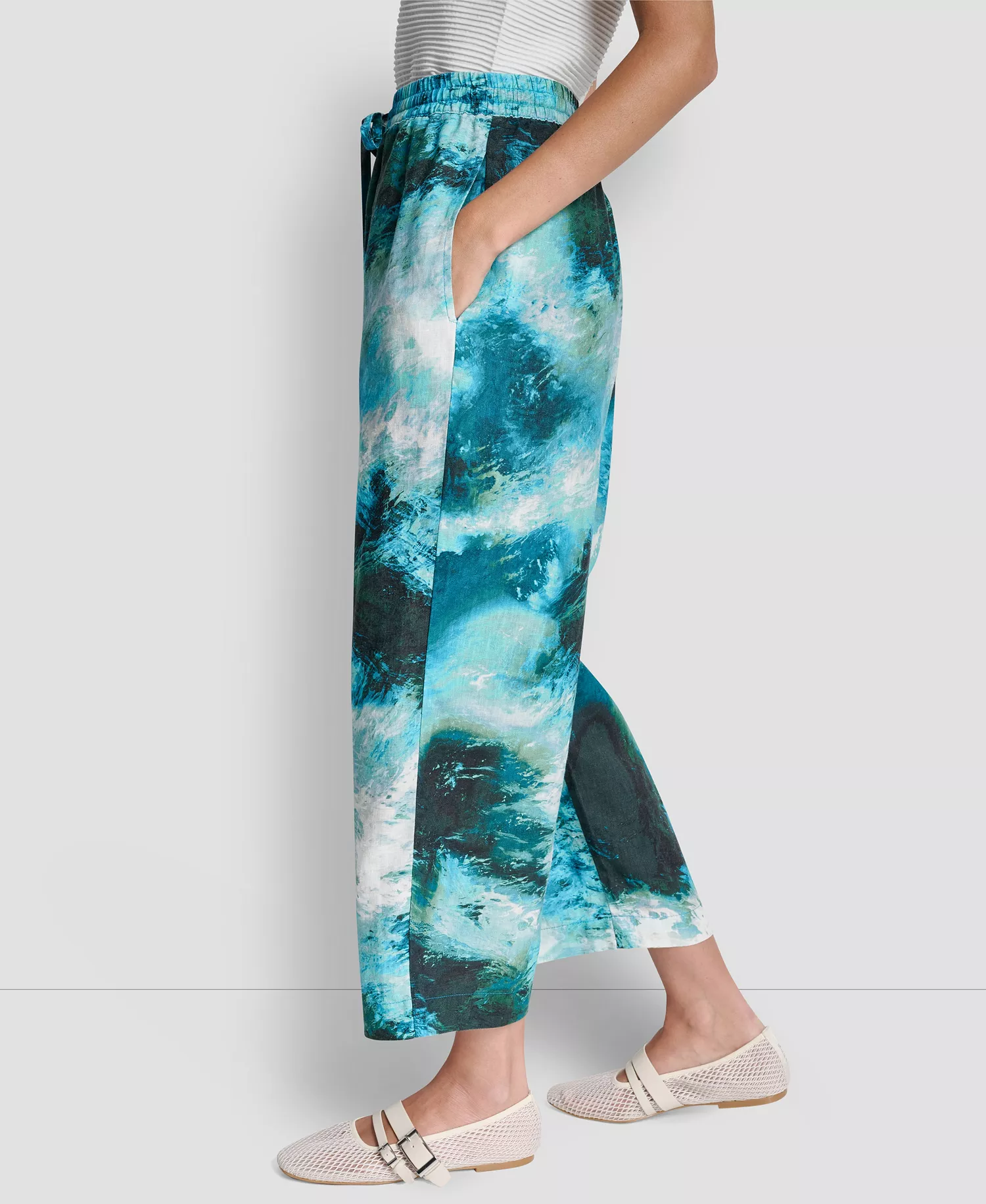 Women's Mid Rise Printed Pull-On Pants - Tidal Brushstroke - L