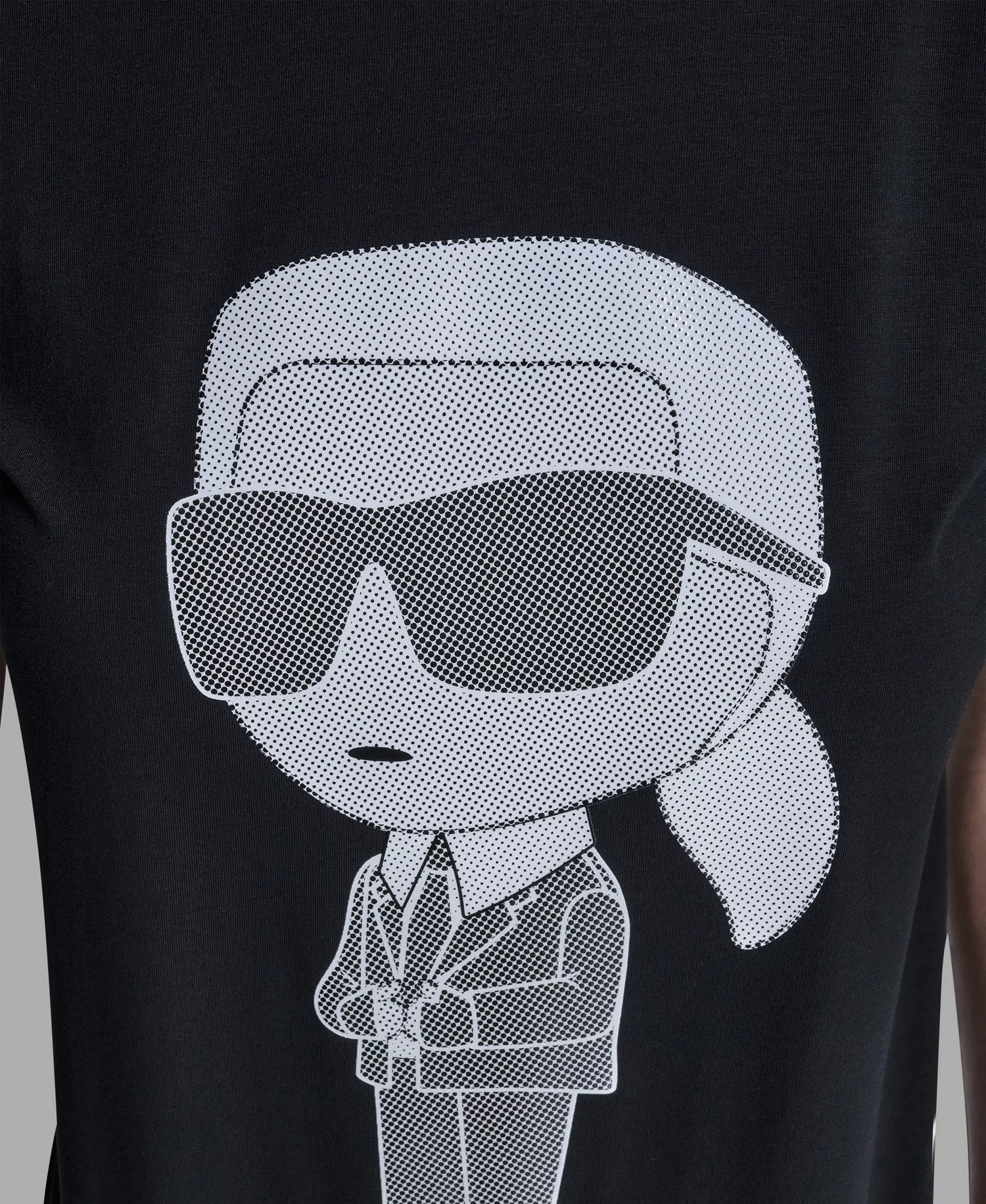 Women's Logo Detail Short-Sleeve T-Shirt - Black - XS