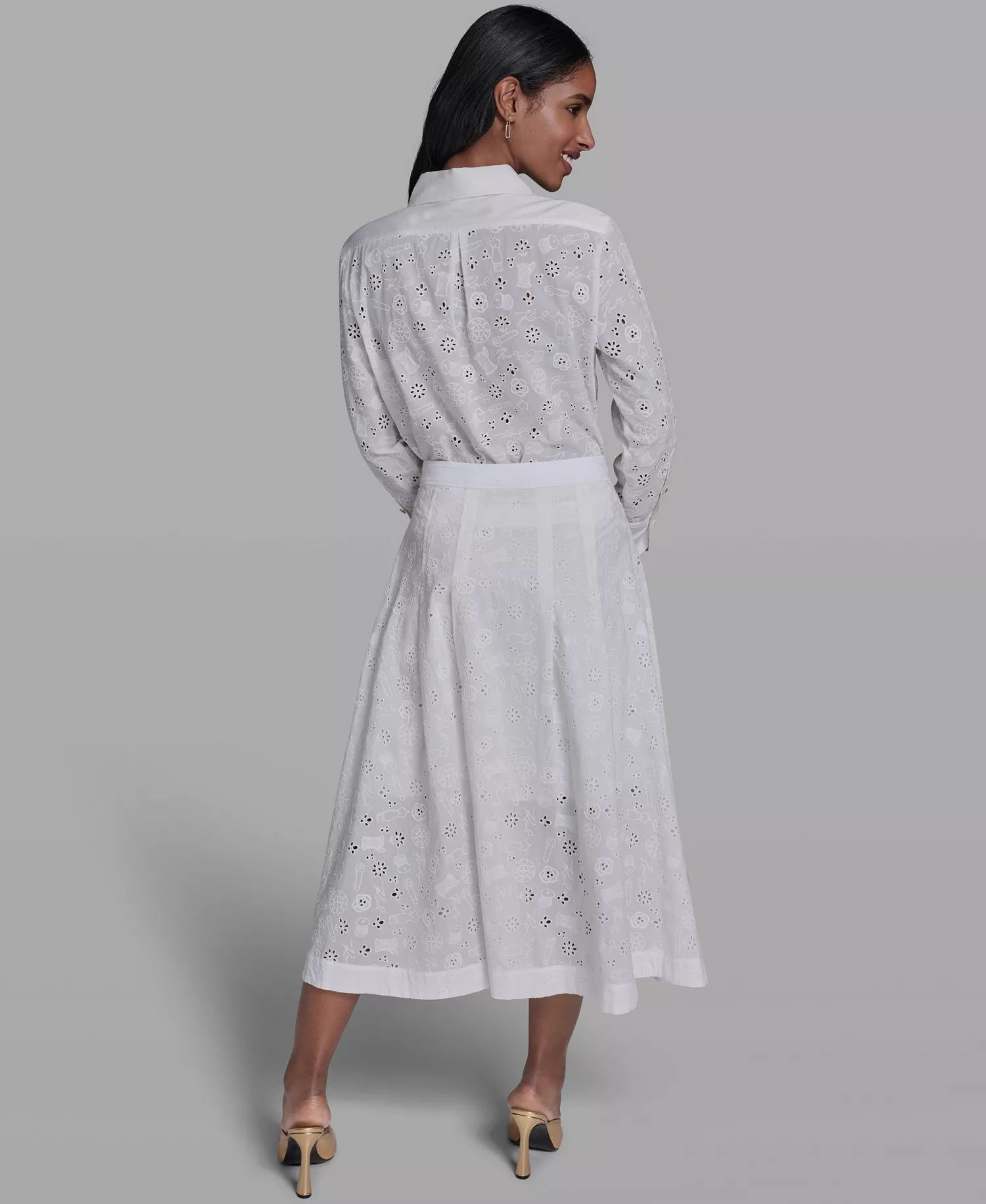 Women's Collared Eyelet Long-Sleeve Blouse - Soft White - L