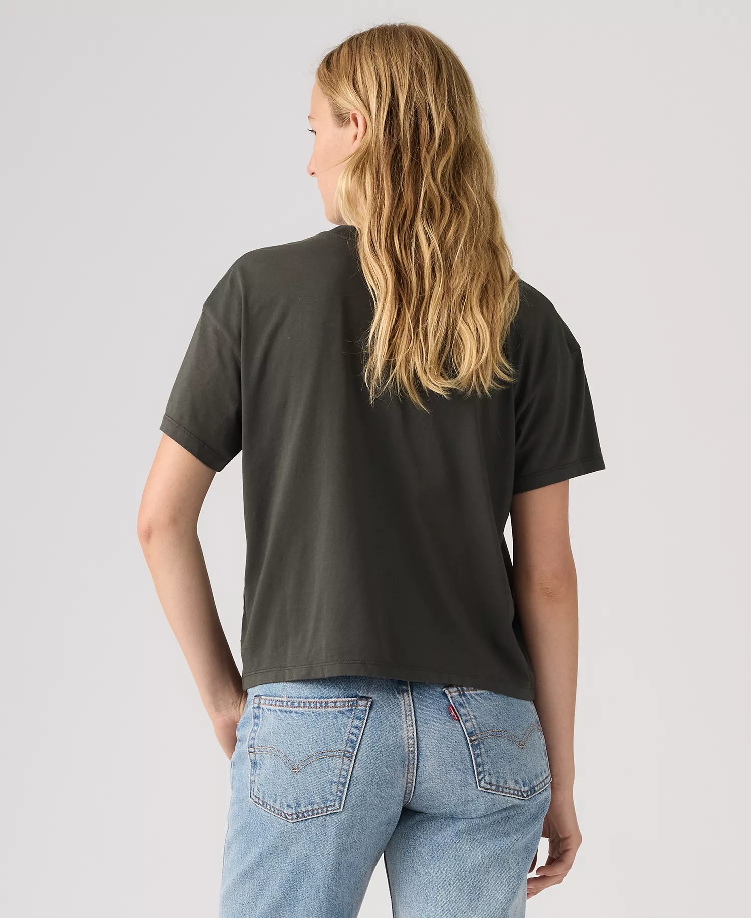 Women's Any Day Crew Neck T-Shirt - Levis Hat - L