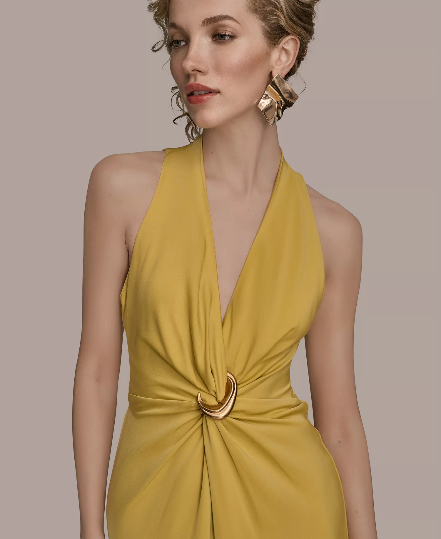 Women's V-Neck Sleeveless Dress - Chartreuse - 10