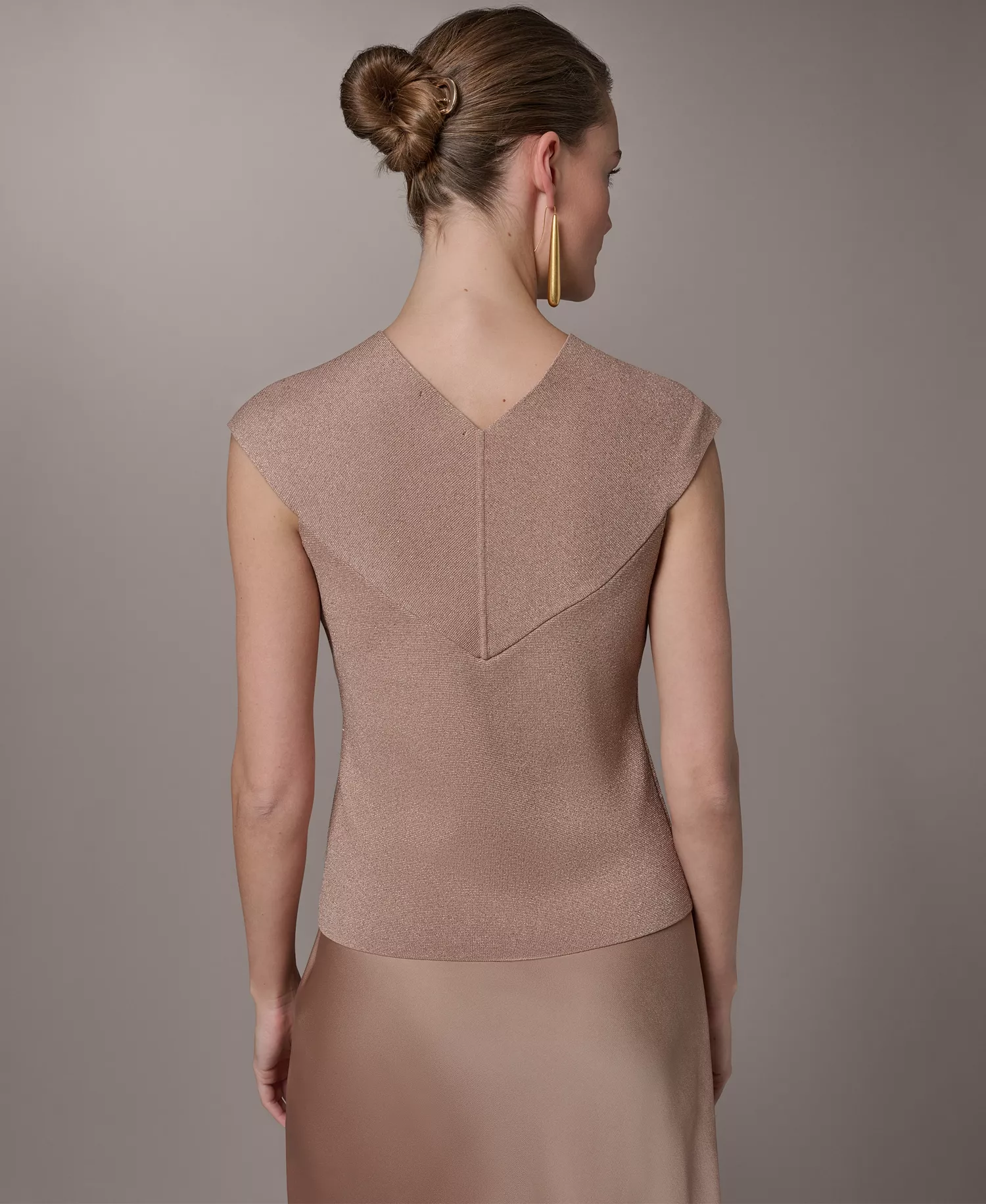 Women's Criss Cross V-Neck Sweater - Umbria W Rose Gold L - L