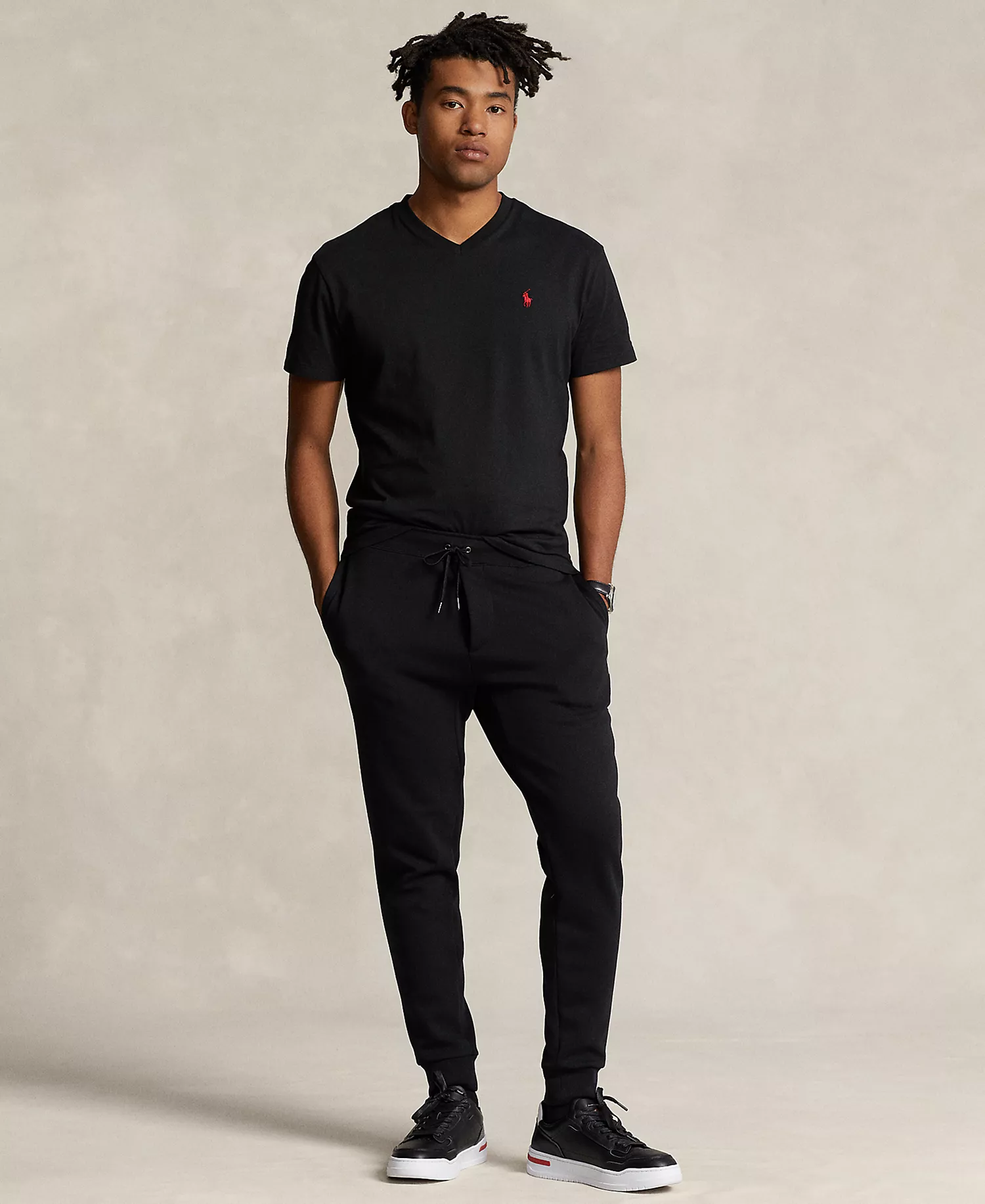 Men's Classic-Fit V-Neck T-Shirt - Black - 2XL