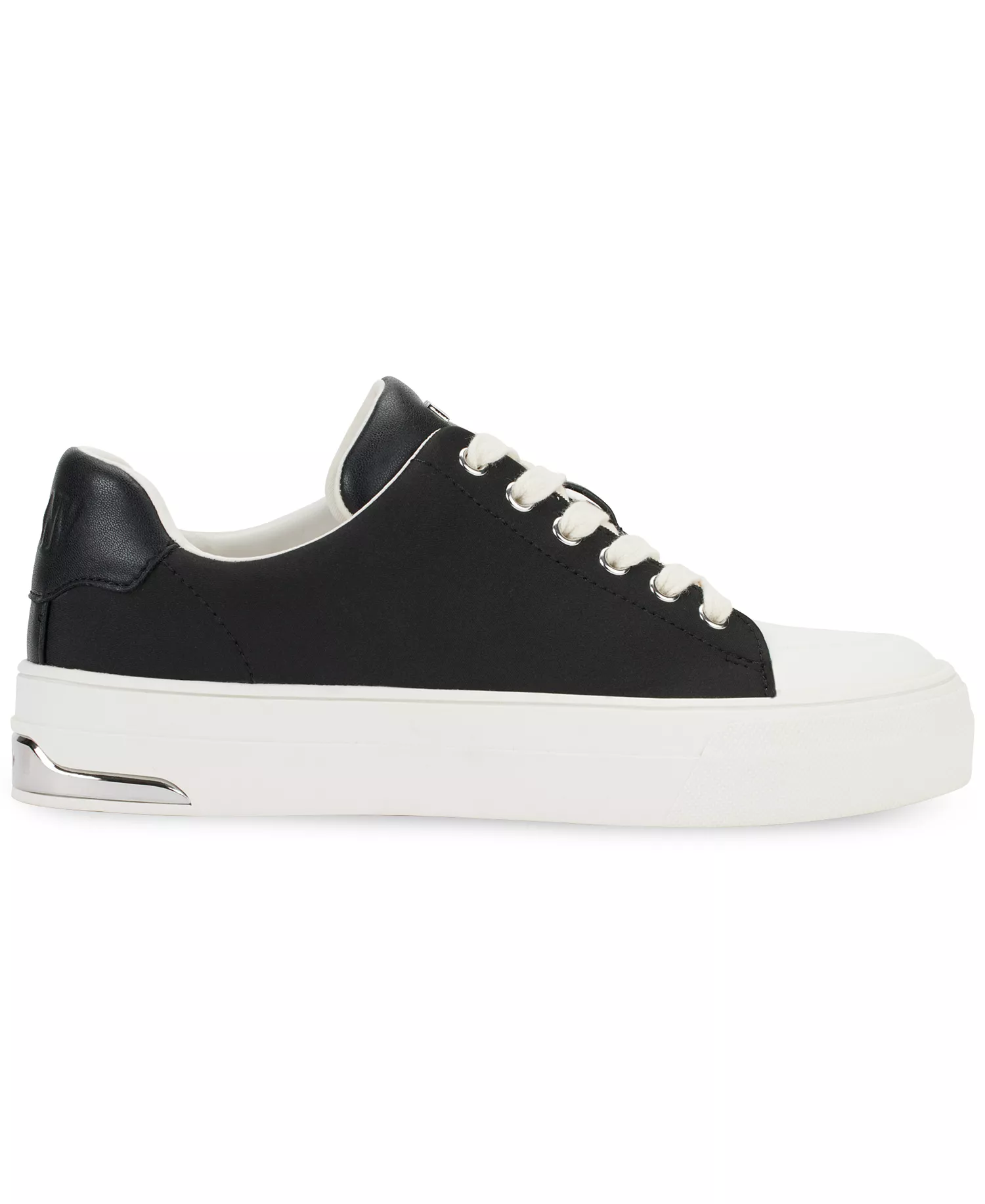 Women's York Lace-Up Low-Top Sneakers - Black/ Eggnog - 5M