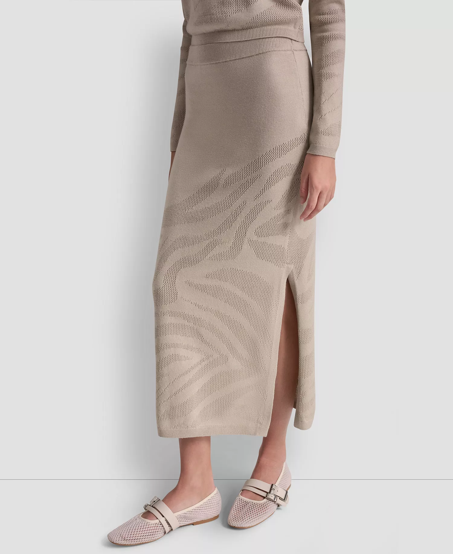 Women's Engineered Zebra Pointelle Stitch Midi Skirt - Pebble - L