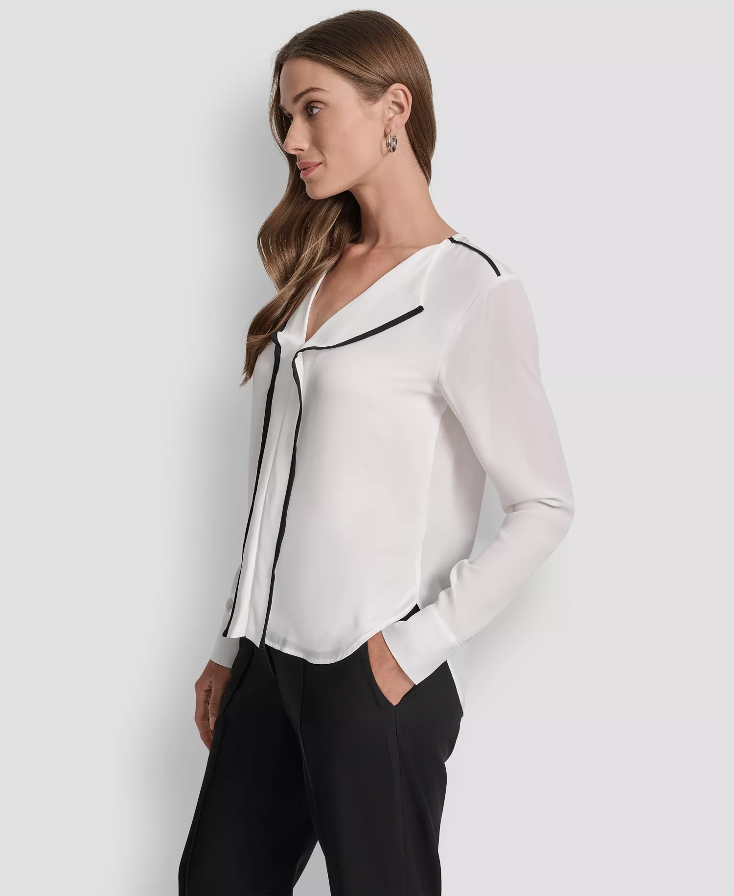 Women's Long Sleeve Trimmed Lapel Blouse, Regular & Petite - Black/ Linen White - L