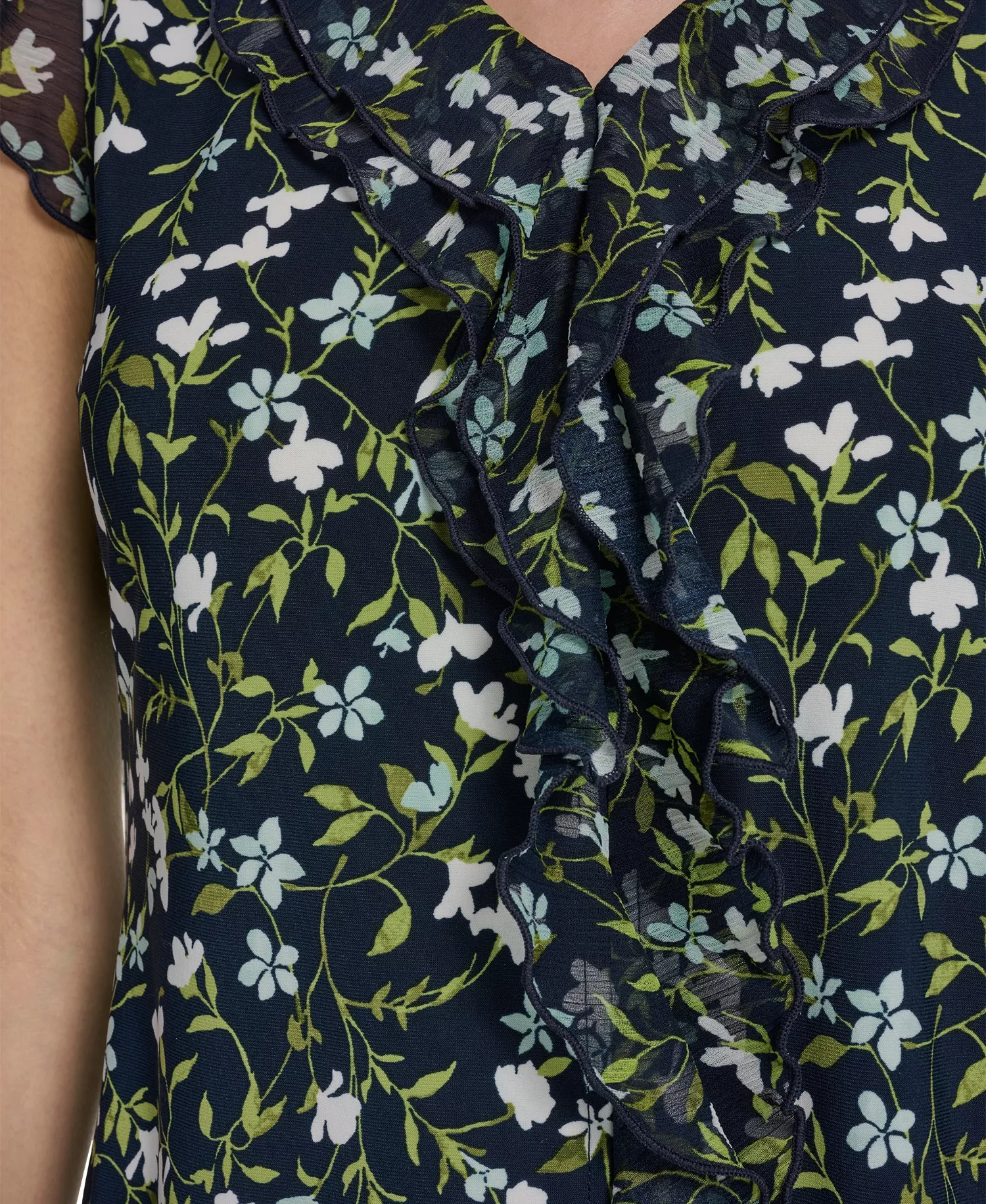 Women's Floral Vine Mixed Media Ruffle Top - Midnight/Harbor Gray - L