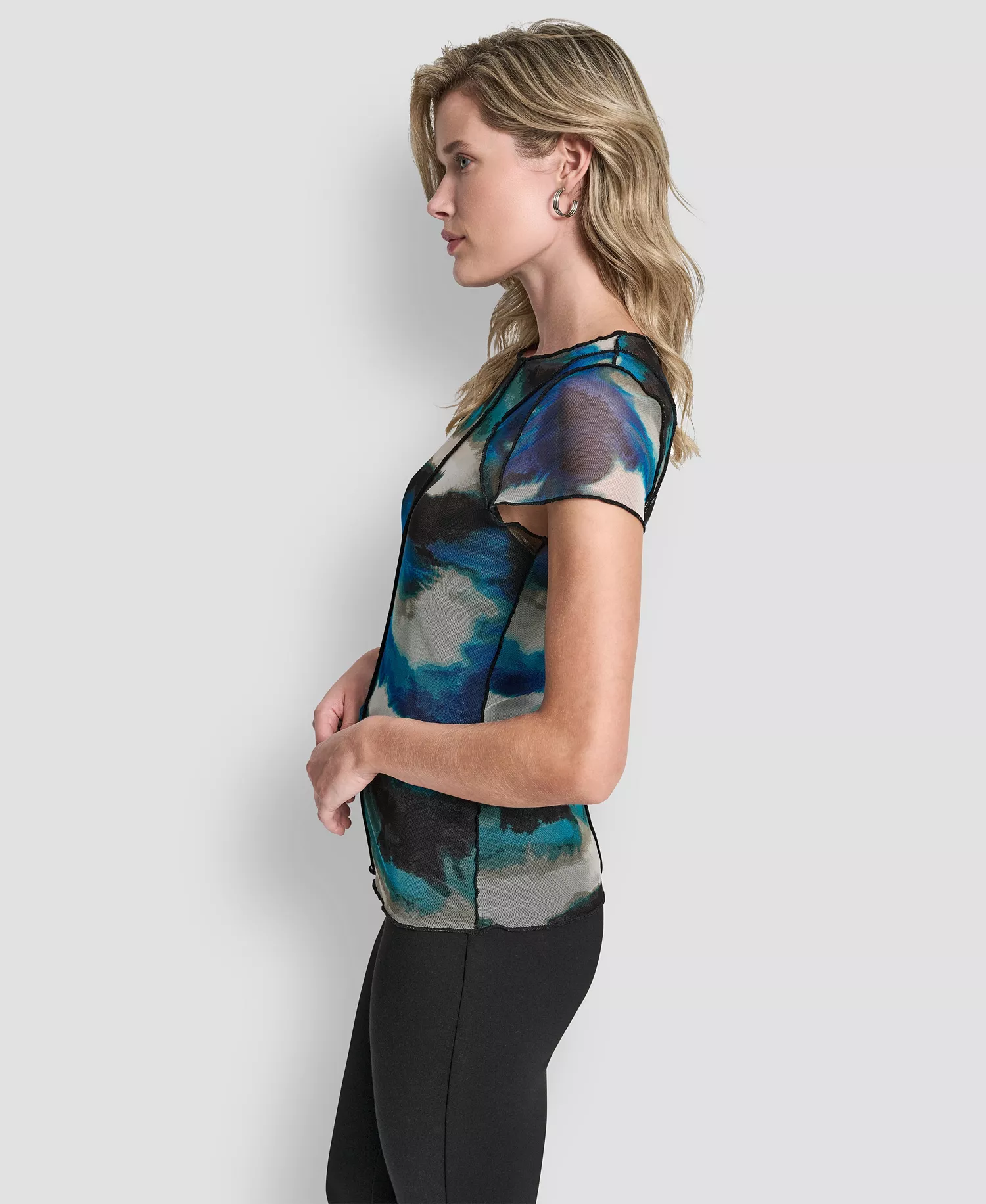 Women's Printed Mesh Xposd Seam Short Sleeve Top - Marbled Ocean - L