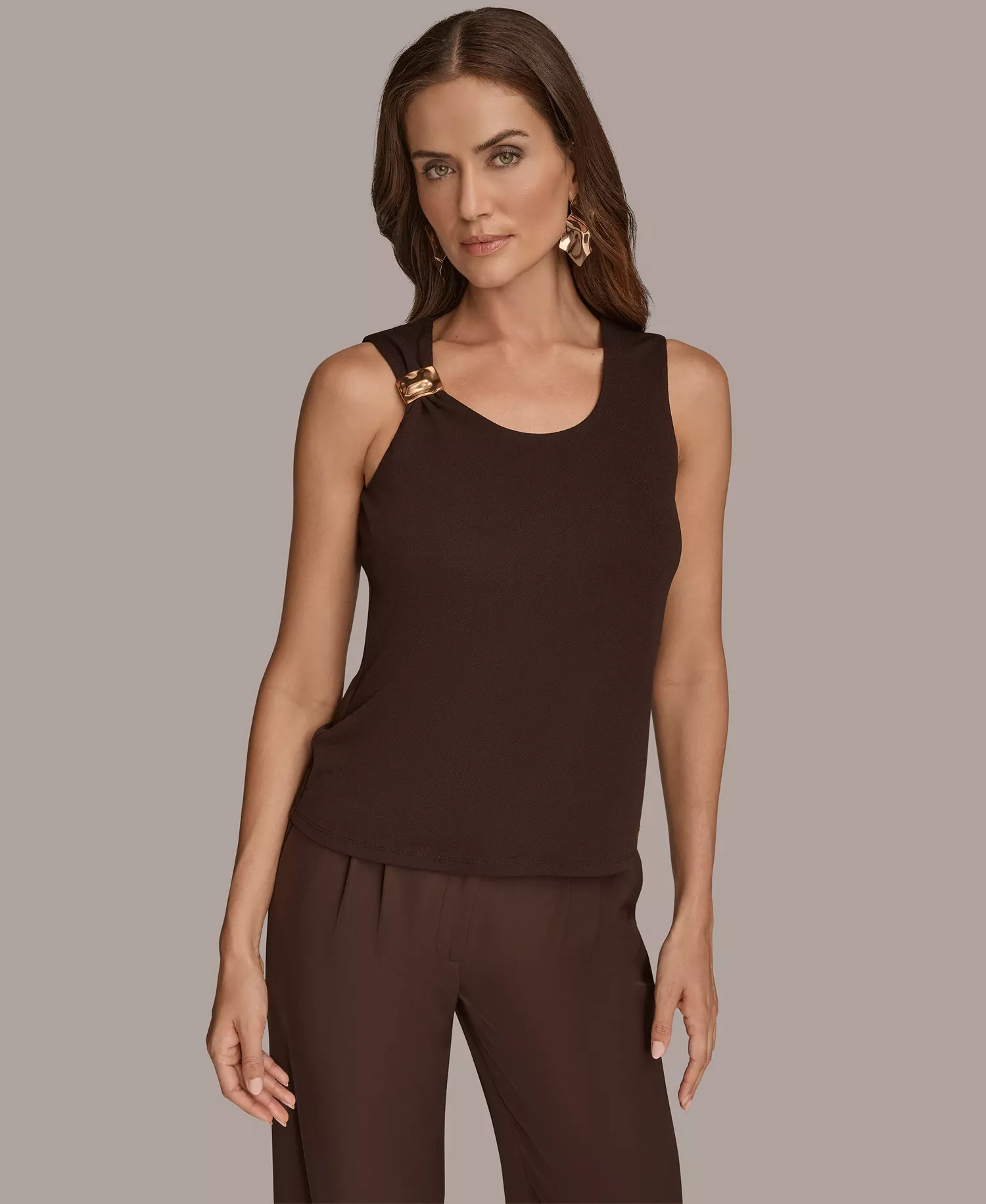 Petite Sleeveless Scoop Neck Tank Top - Chocolate Plum - P/L